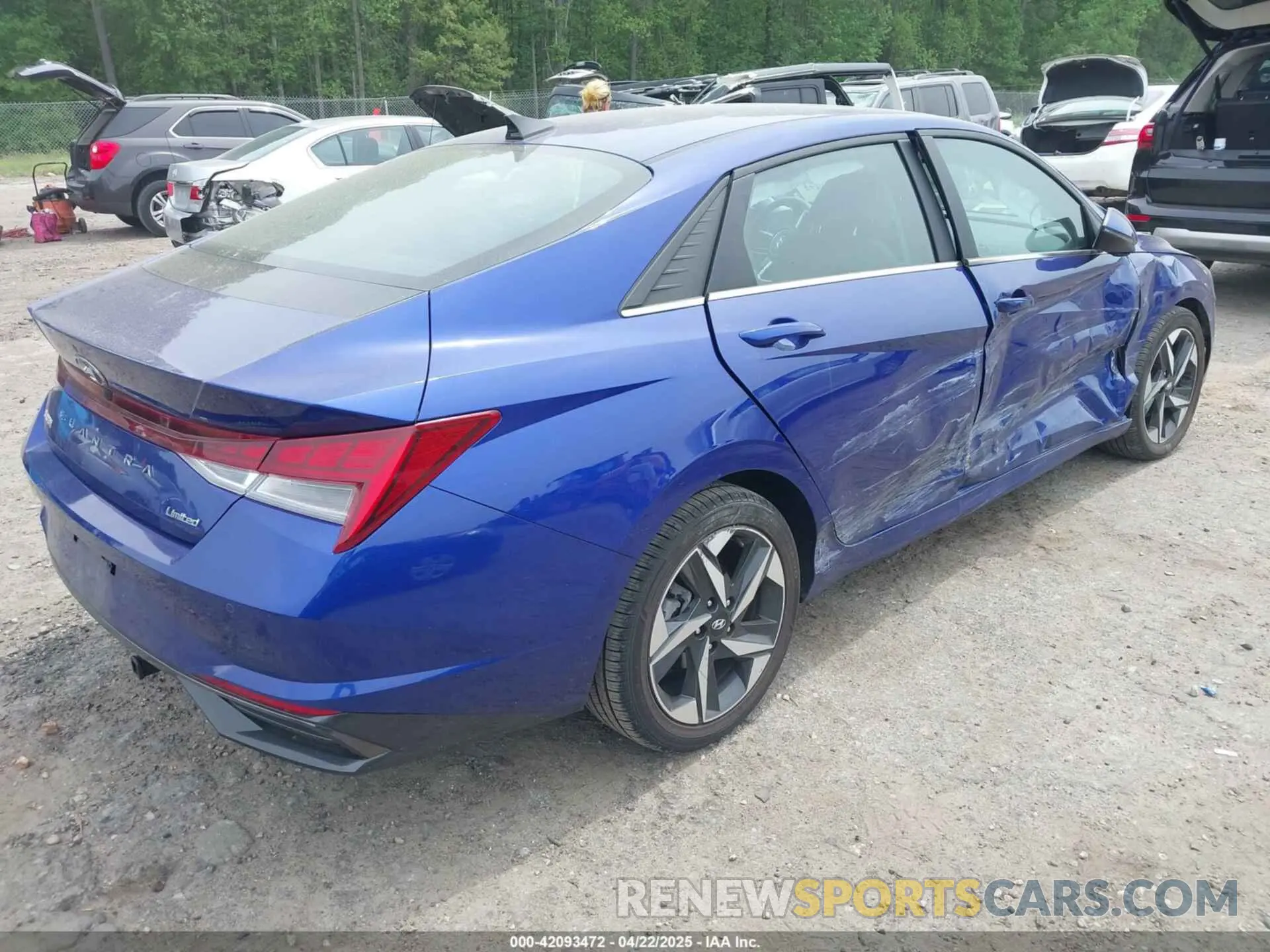 4 Фотография поврежденного автомобиля KMHLP4AG7NU360180 HYUNDAI ELANTRA 2022