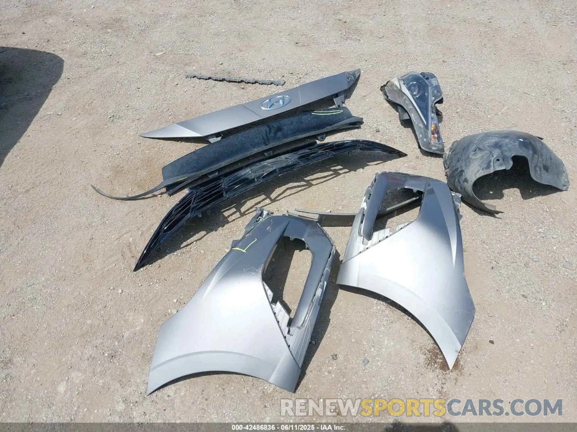 12 Photograph of a damaged car KMHLR4AF8NU331644 HYUNDAI ELANTRA 2022