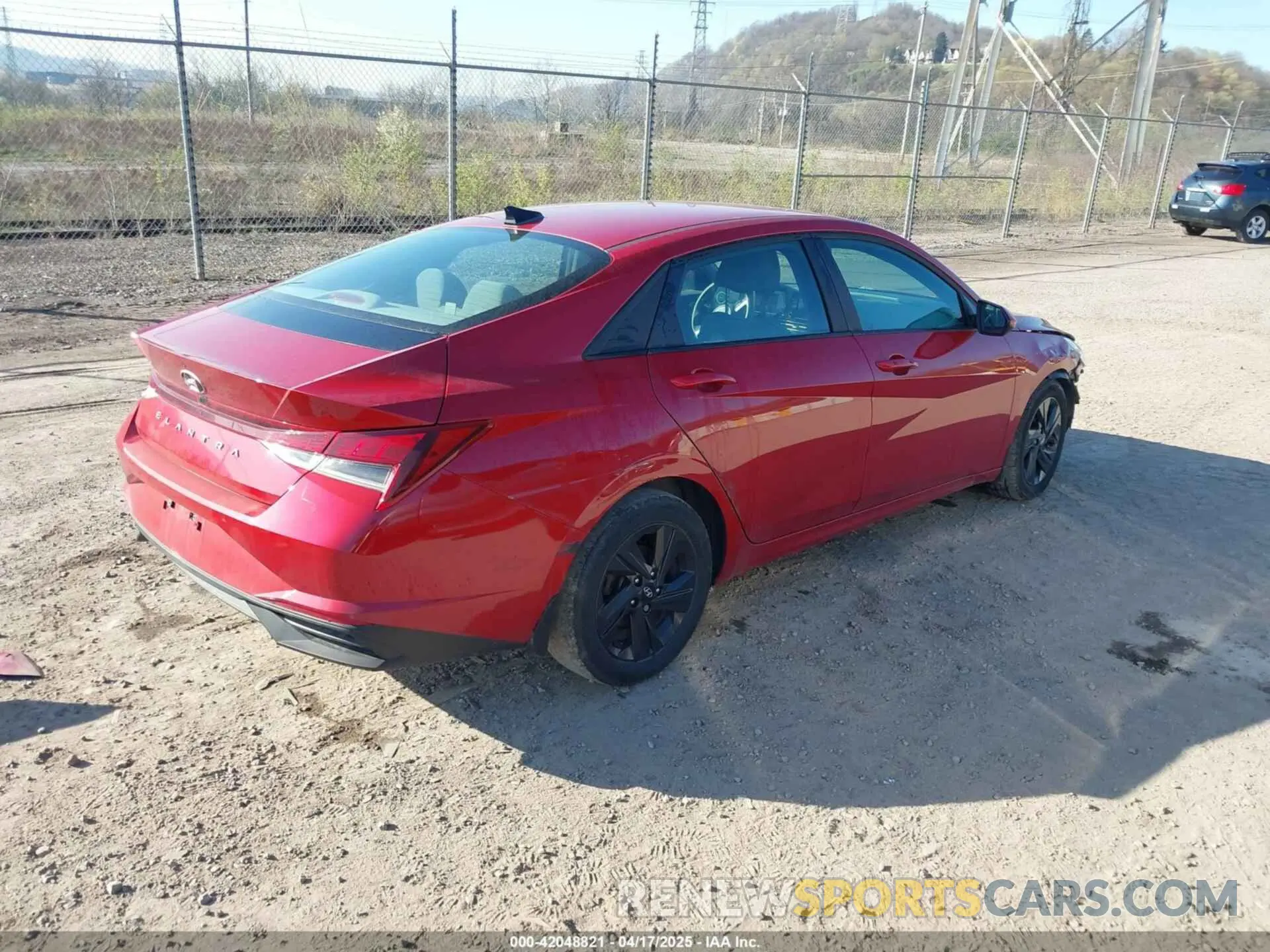 4 Photograph of a damaged car KMHLS4AG5NU288782 HYUNDAI ELANTRA 2022