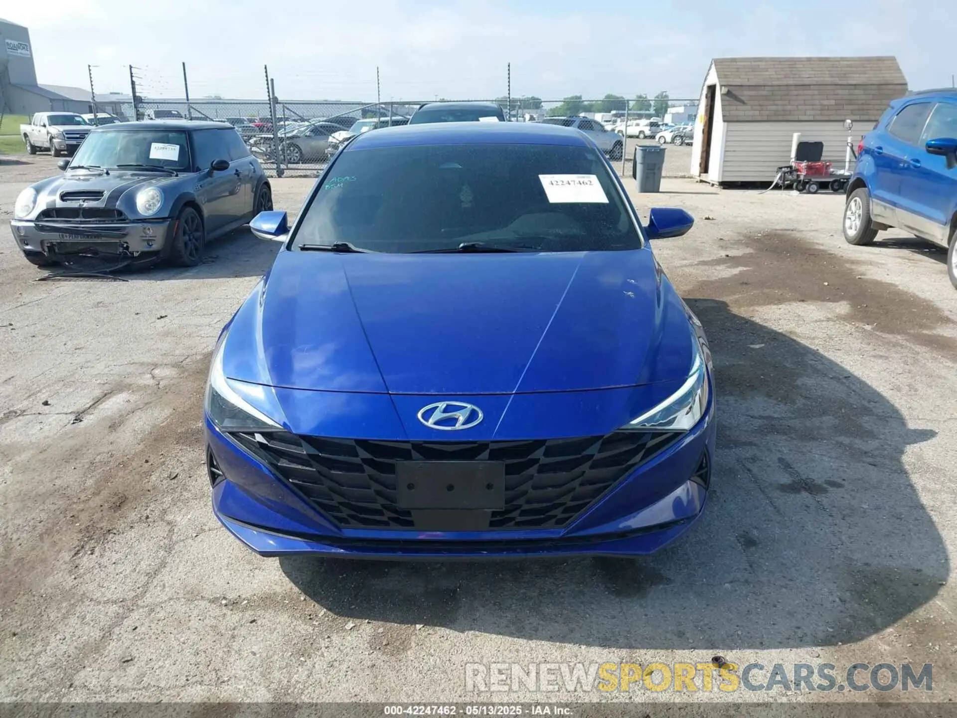 12 Photograph of a damaged car KMHLS4AG6NU334295 HYUNDAI ELANTRA 2022
