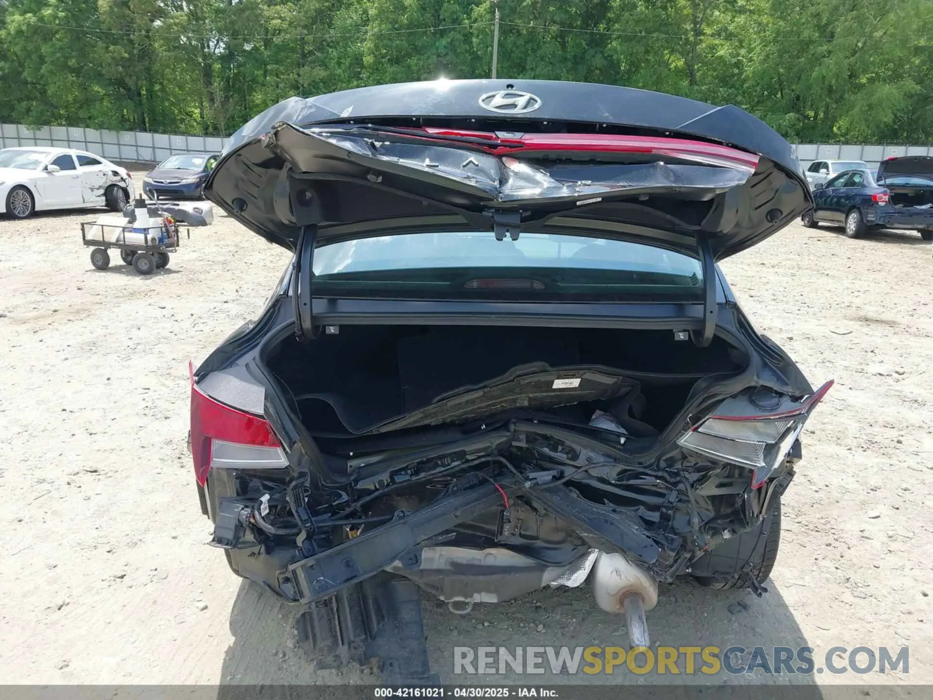 17 Фотография поврежденного автомобиля KMHLS4AG7NU217468 HYUNDAI ELANTRA 2022