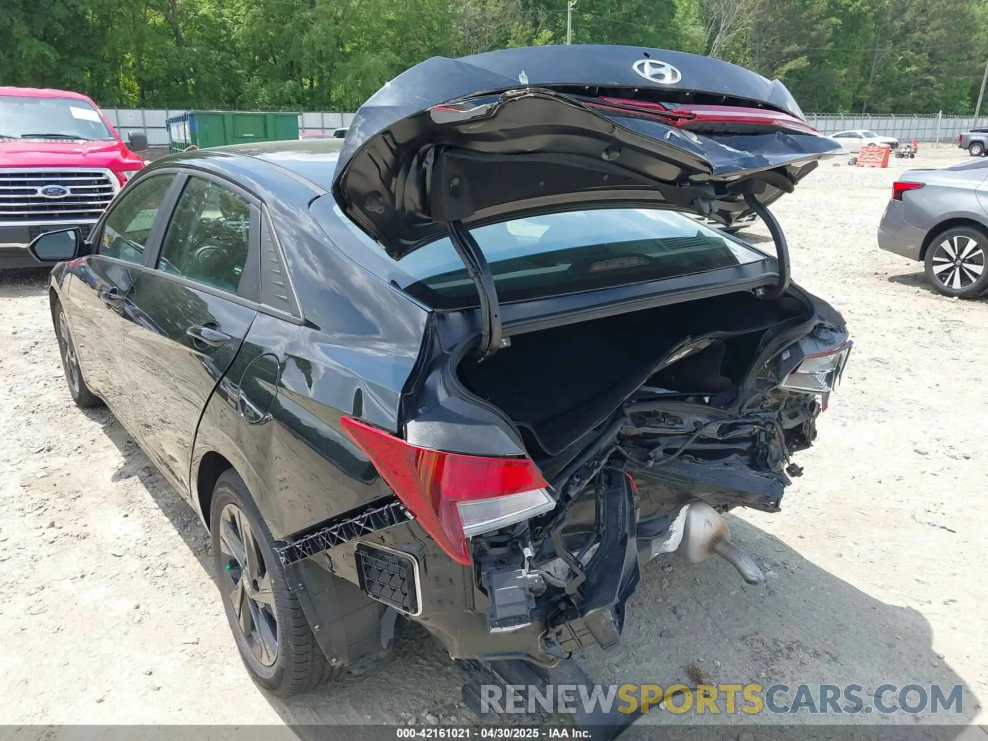 18 Фотография поврежденного автомобиля KMHLS4AG7NU217468 HYUNDAI ELANTRA 2022