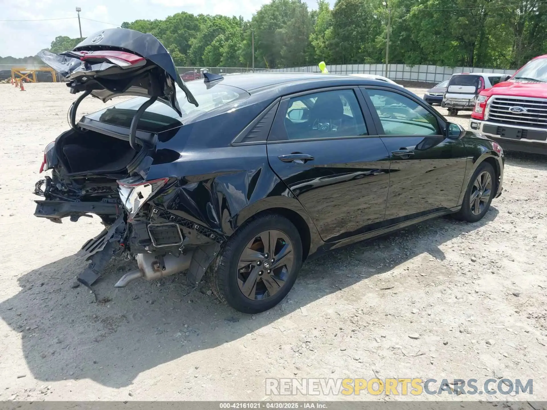 4 Фотография поврежденного автомобиля KMHLS4AG7NU217468 HYUNDAI ELANTRA 2022