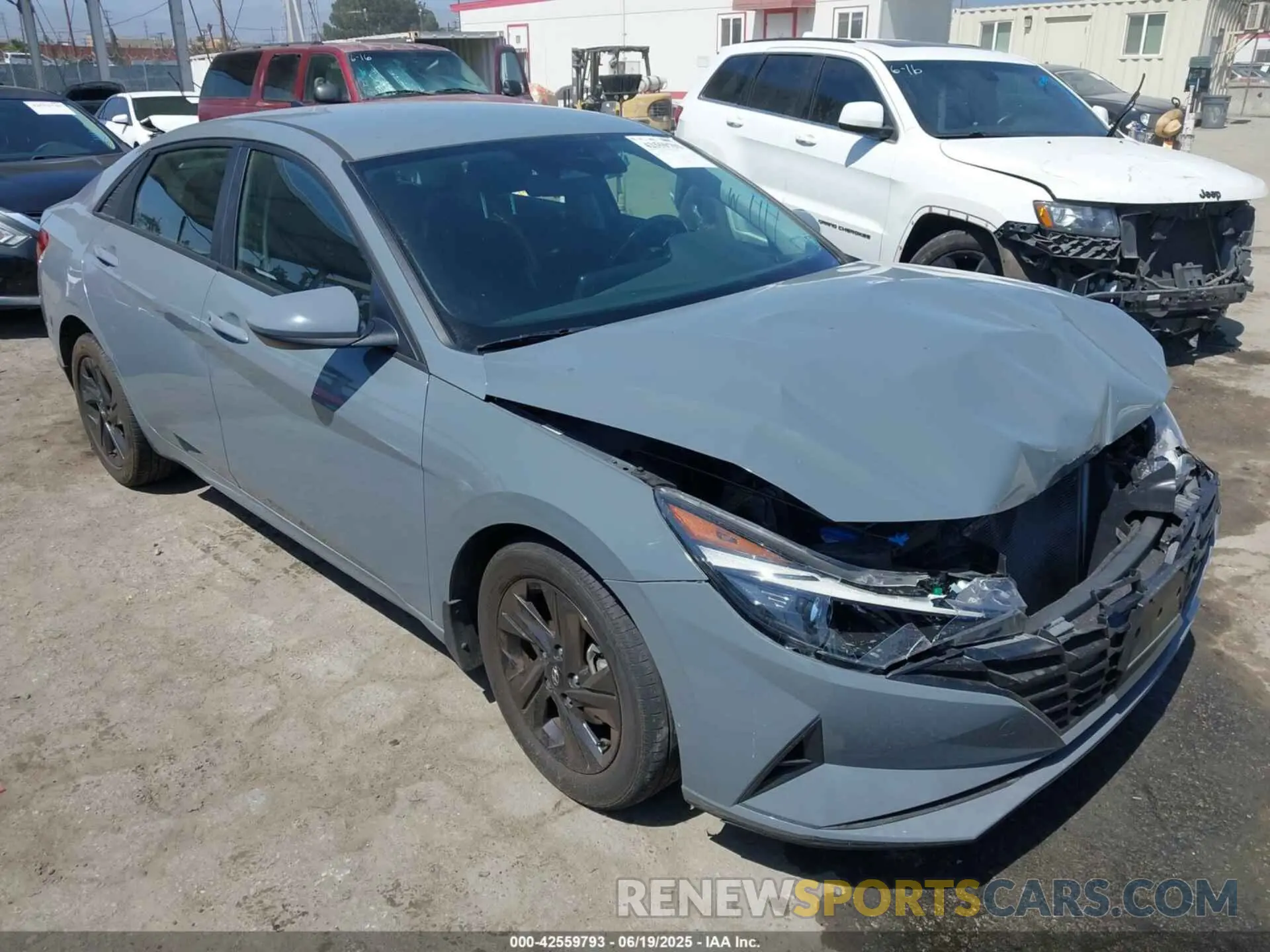 1 Фотография поврежденного автомобиля KMHLS4AG7NU217969 HYUNDAI ELANTRA 2022