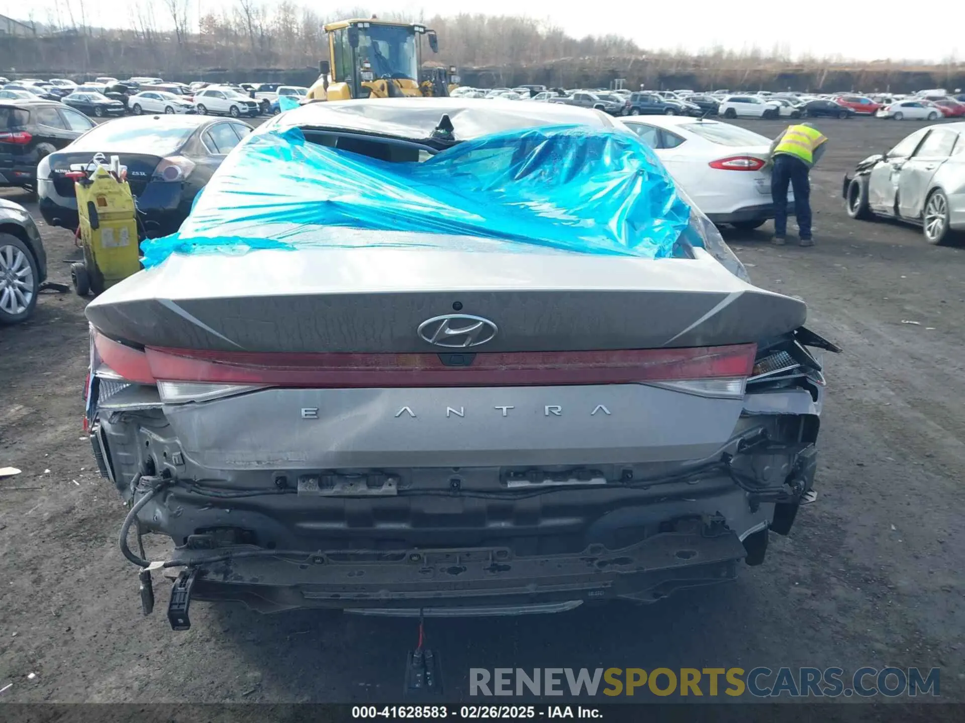15 Photograph of a damaged car KMHLS4AG7NU347542 HYUNDAI ELANTRA 2022