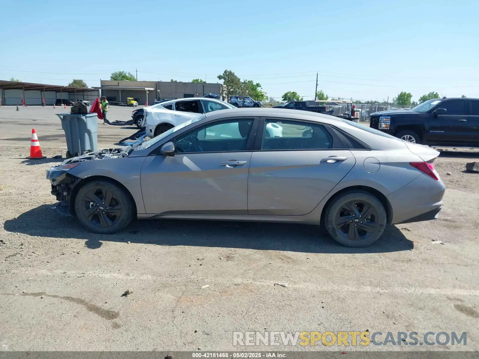 14 Photograph of a damaged car KMHLS4AG8NU281907 HYUNDAI ELANTRA 2022