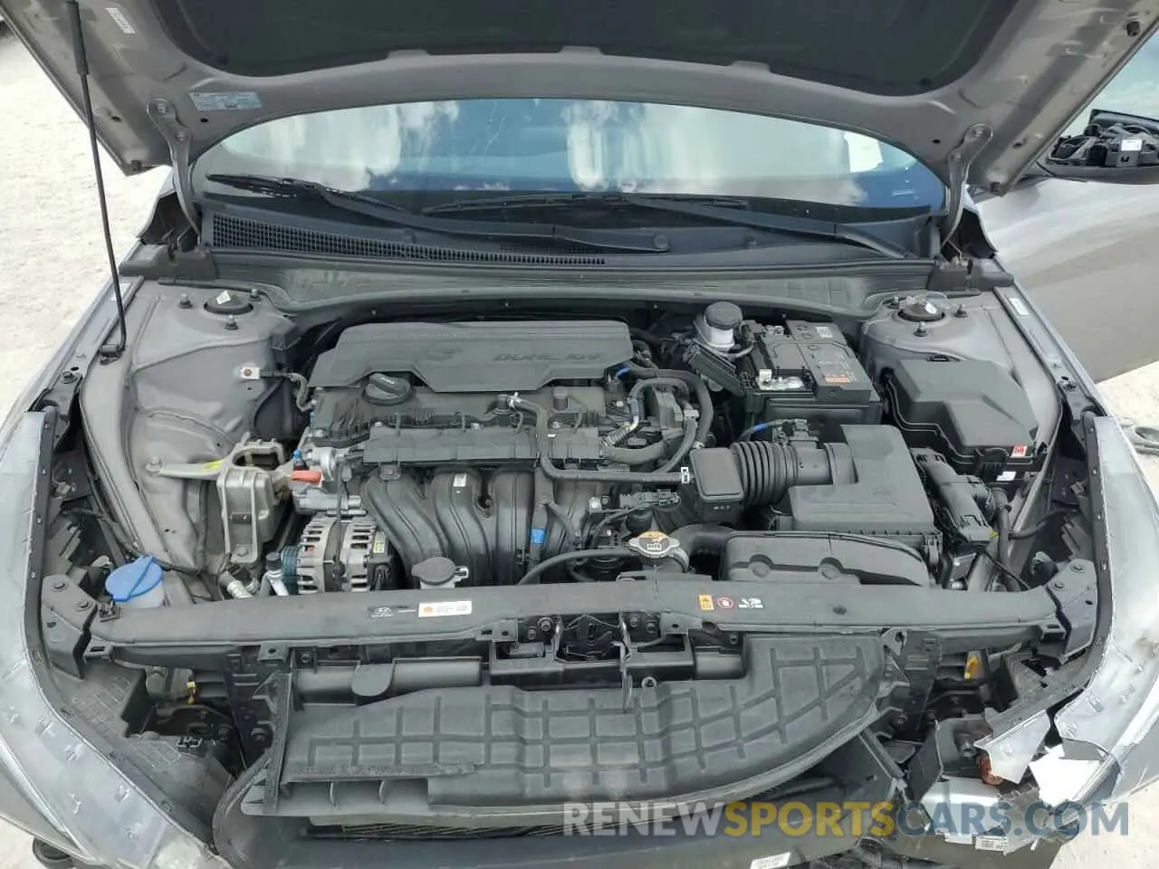 11 Photograph of a damaged car KMHLS4AG8NU335884 HYUNDAI ELANTRA 2022