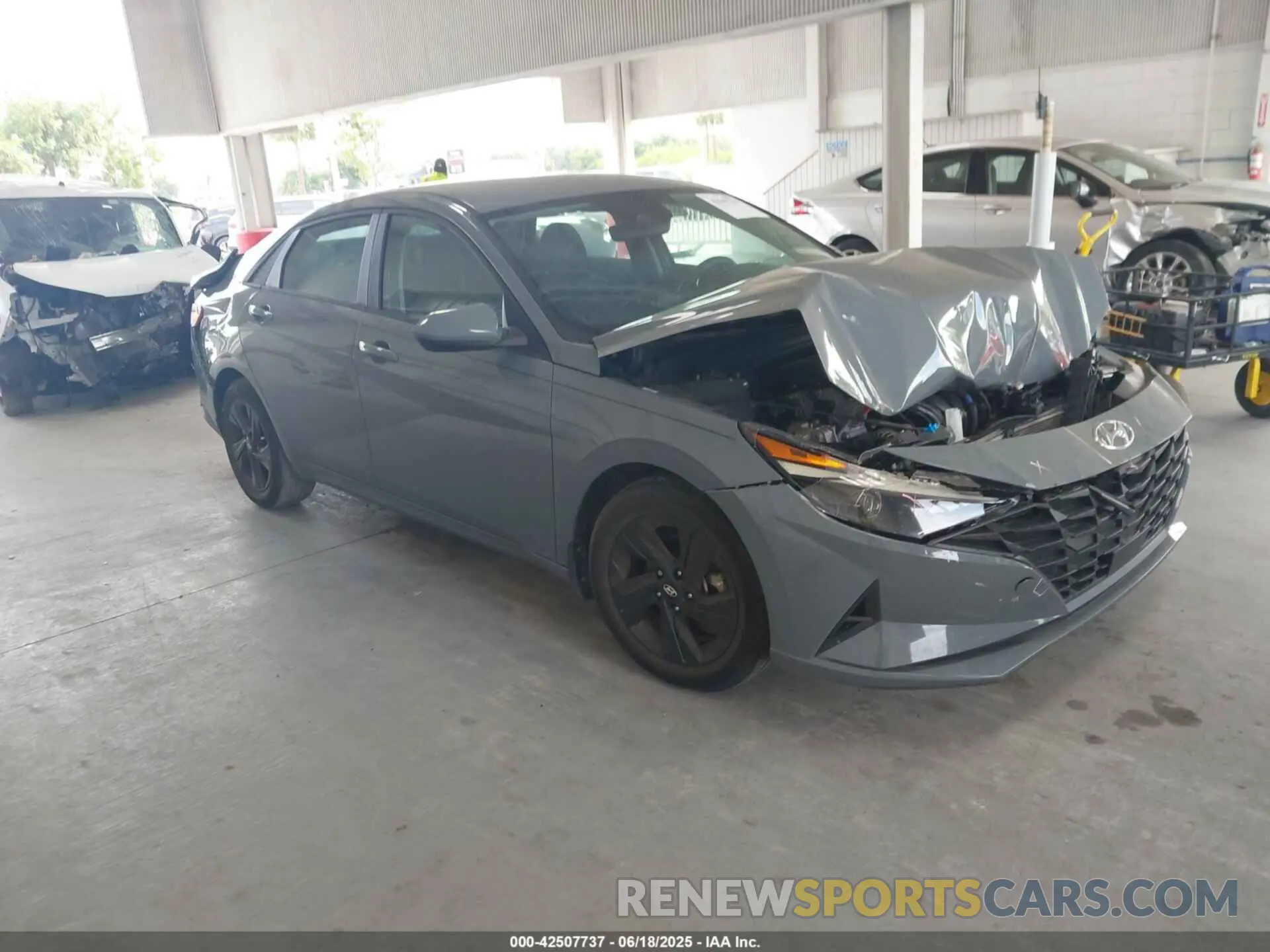 1 Photograph of a damaged car KMHLS4AGXNU257771 HYUNDAI ELANTRA 2022