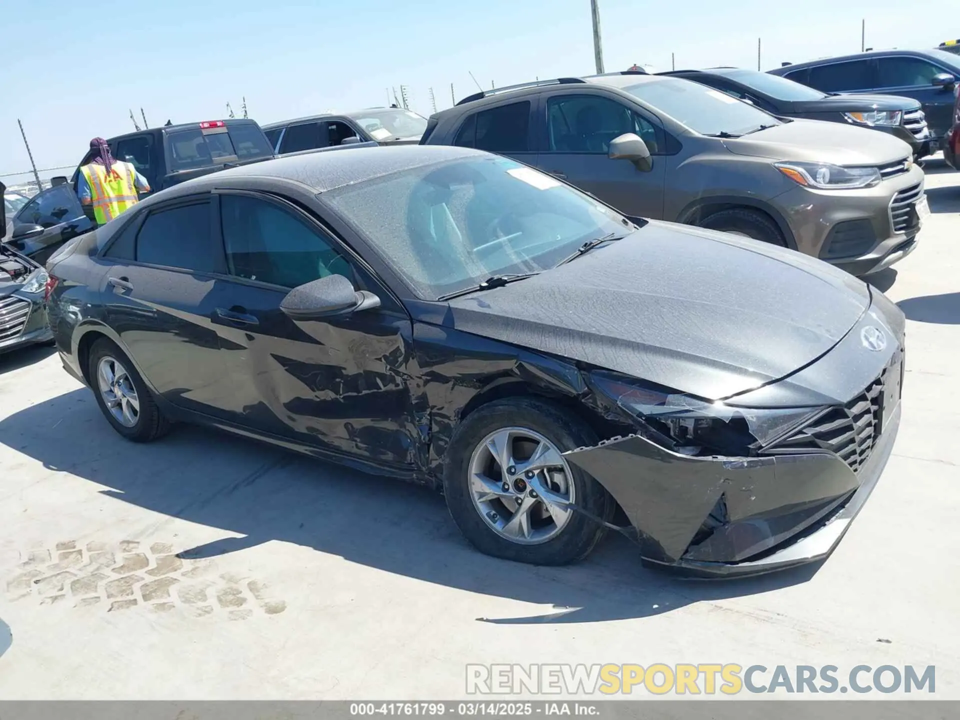 13 Фотография поврежденного автомобиля 5NPLL4AG2PH110018 HYUNDAI ELANTRA 2023