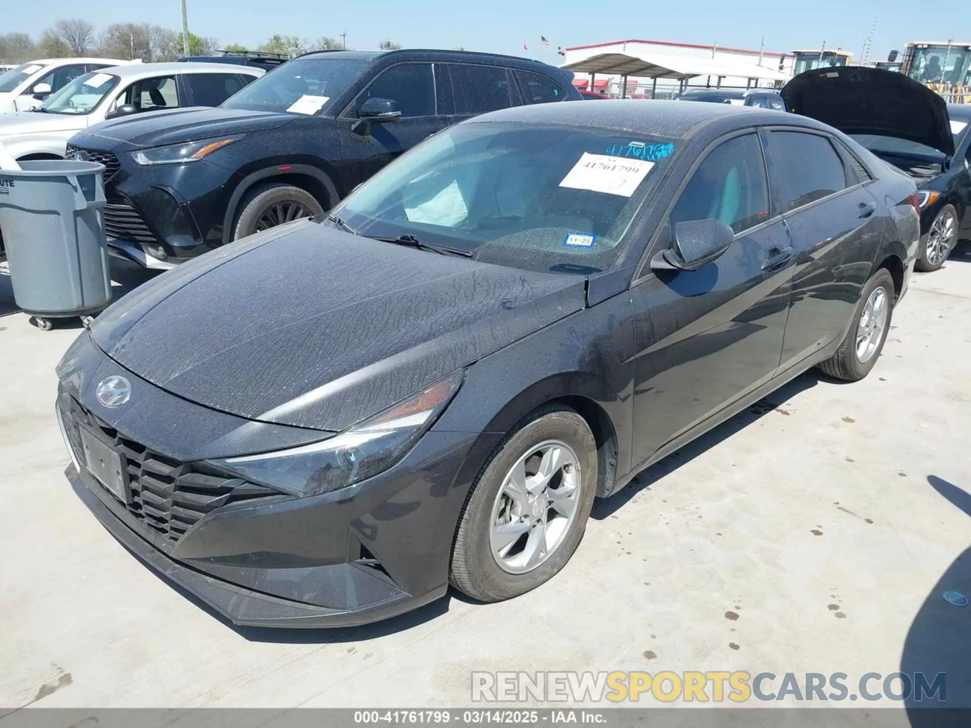 2 Фотография поврежденного автомобиля 5NPLL4AG2PH110018 HYUNDAI ELANTRA 2023