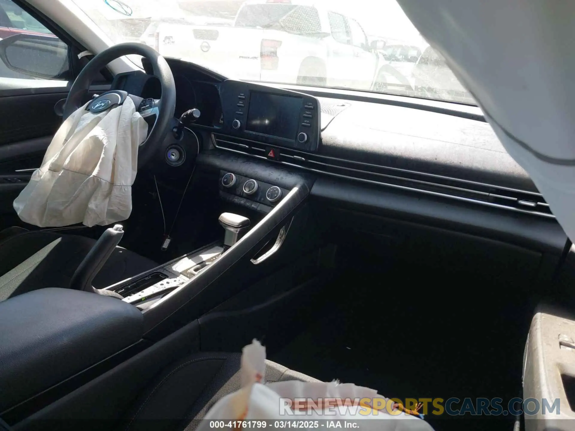 5 Фотография поврежденного автомобиля 5NPLL4AG2PH110018 HYUNDAI ELANTRA 2023