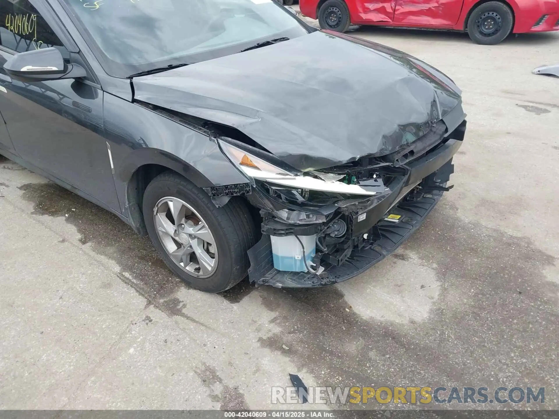 19 Photograph of a damaged car 5NPLL4AG4PH113342 HYUNDAI ELANTRA 2023