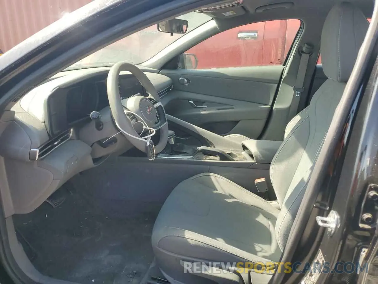 7 Photograph of a damaged car 5NPLM4AG0PH103453 HYUNDAI ELANTRA 2023