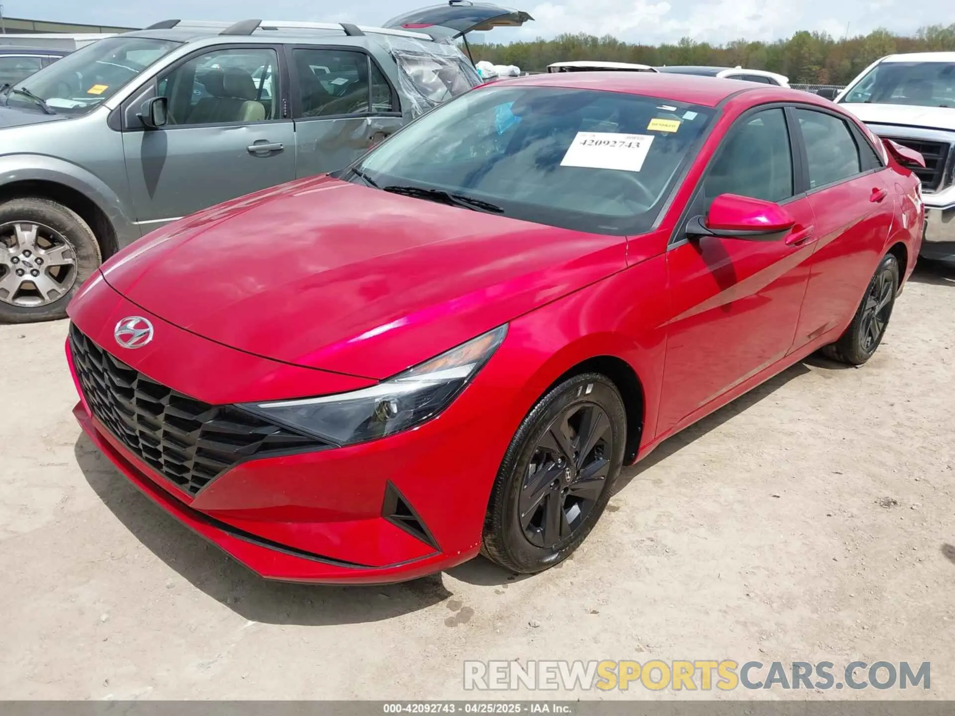 2 Photograph of a damaged car 5NPLM4AG1PH098568 HYUNDAI ELANTRA 2023