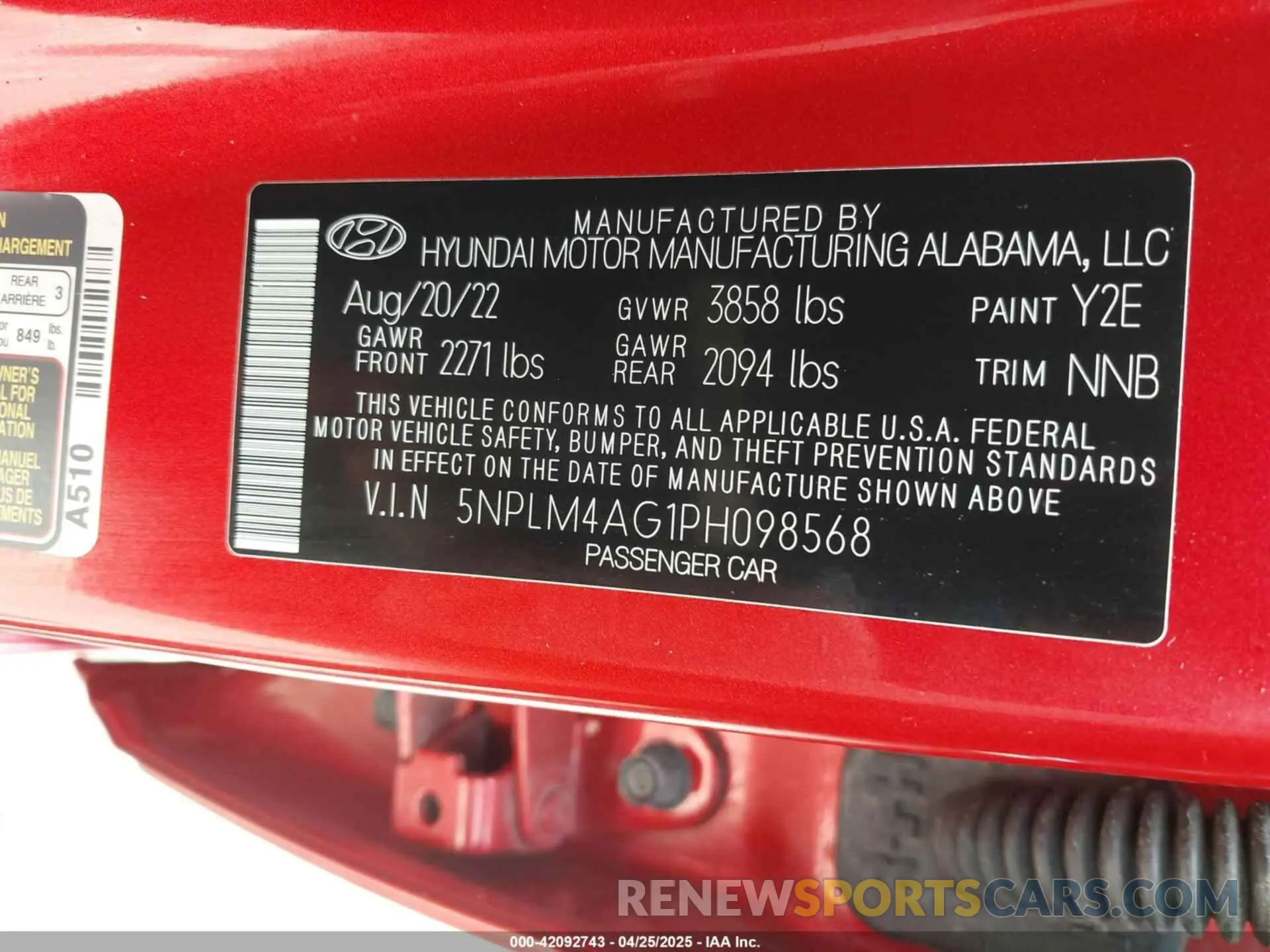 9 Photograph of a damaged car 5NPLM4AG1PH098568 HYUNDAI ELANTRA 2023