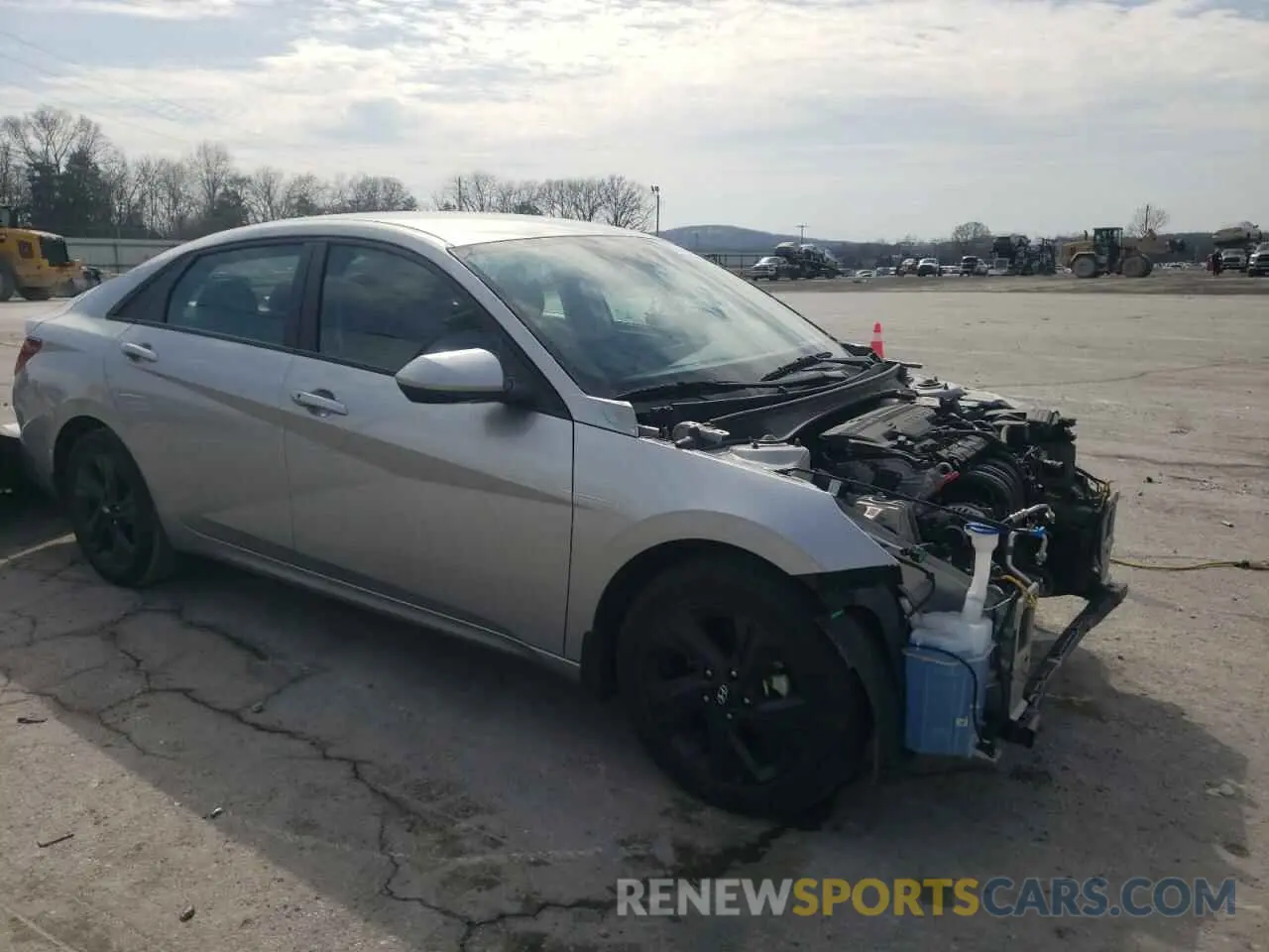 4 Фотография поврежденного автомобиля 5NPLM4AG2PH095372 HYUNDAI ELANTRA 2023