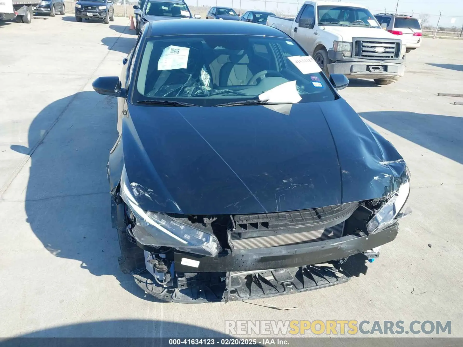 13 Photograph of a damaged car 5NPLM4AG3PH093999 HYUNDAI ELANTRA 2023