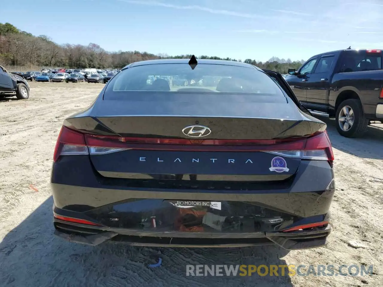 6 Фотография поврежденного автомобиля 5NPLM4AG3PH101891 HYUNDAI ELANTRA 2023