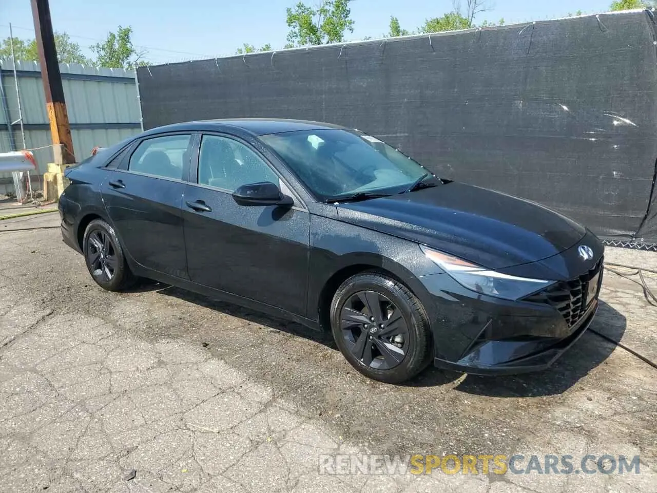 4 Photograph of a damaged car 5NPLM4AG4PH104282 HYUNDAI ELANTRA 2023