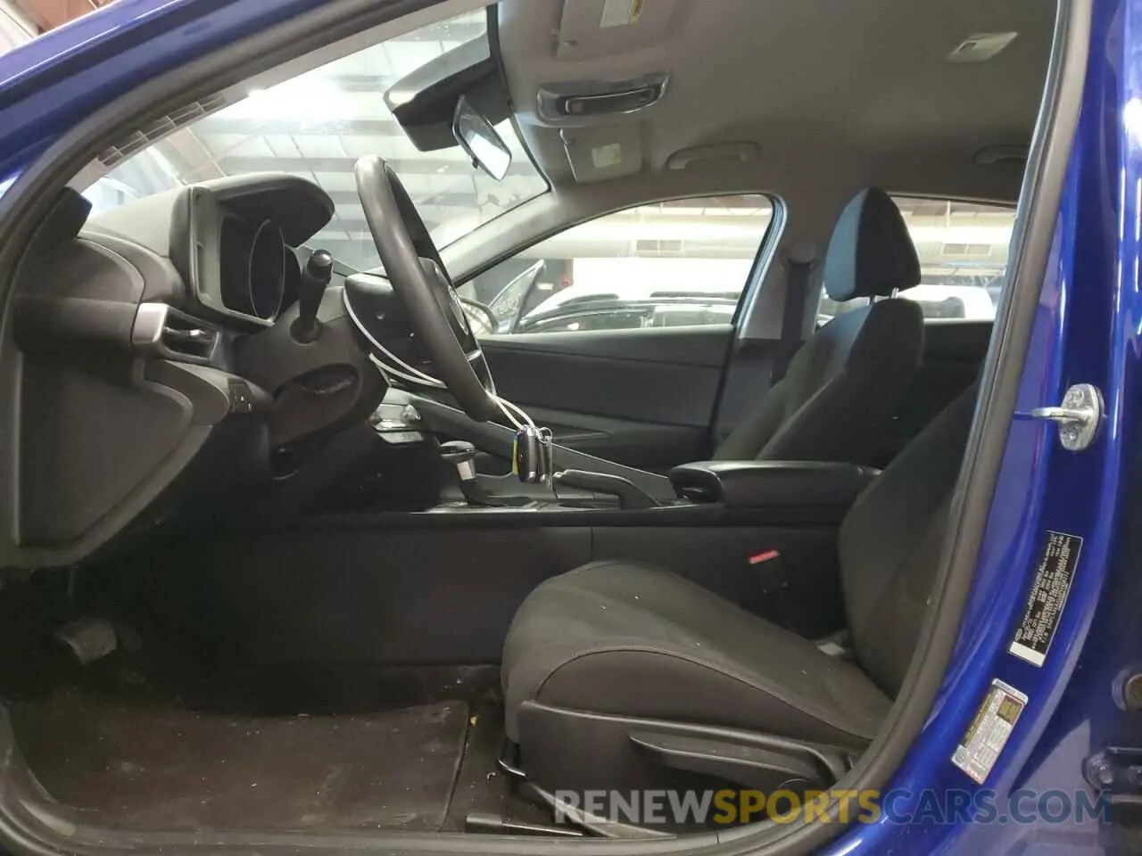 7 Photograph of a damaged car 5NPLM4AG6PH108222 HYUNDAI ELANTRA 2023