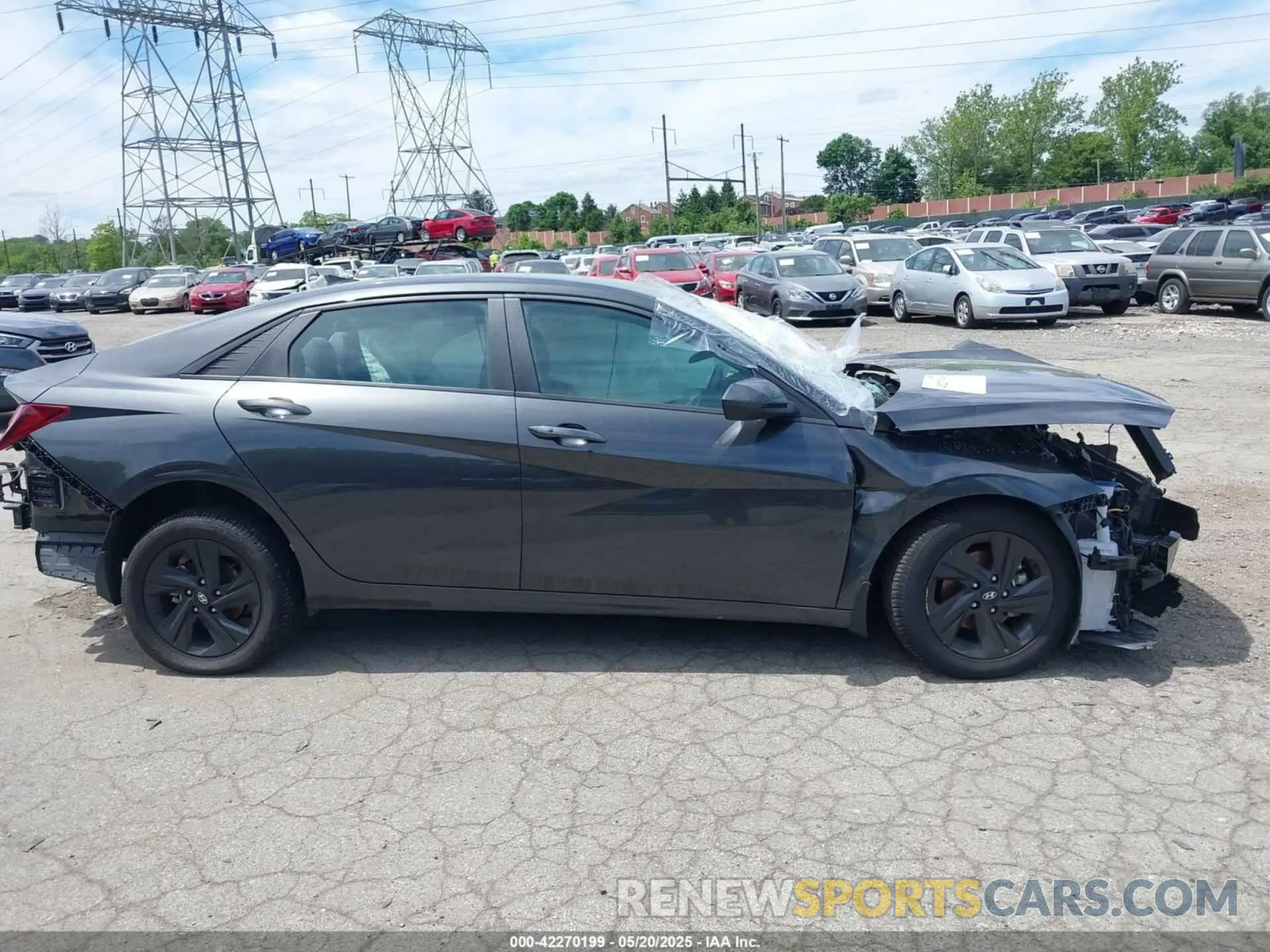 13 Photograph of a damaged car 5NPLM4AG6PH116434 HYUNDAI ELANTRA 2023