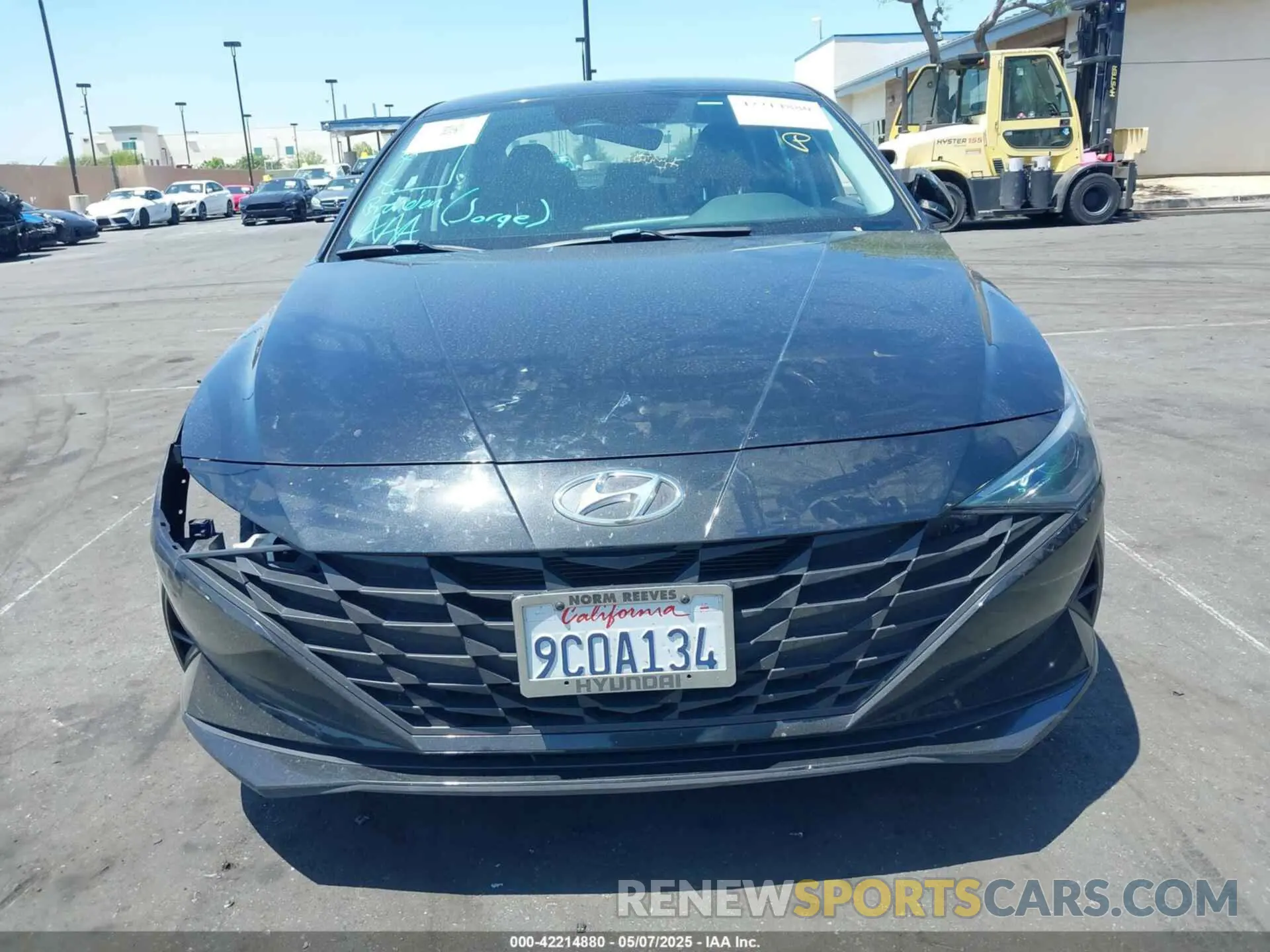 13 Photograph of a damaged car 5NPLM4AG7PH092869 HYUNDAI ELANTRA 2023