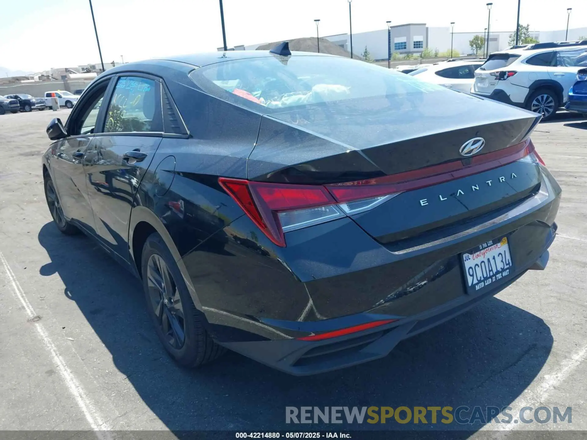 3 Photograph of a damaged car 5NPLM4AG7PH092869 HYUNDAI ELANTRA 2023