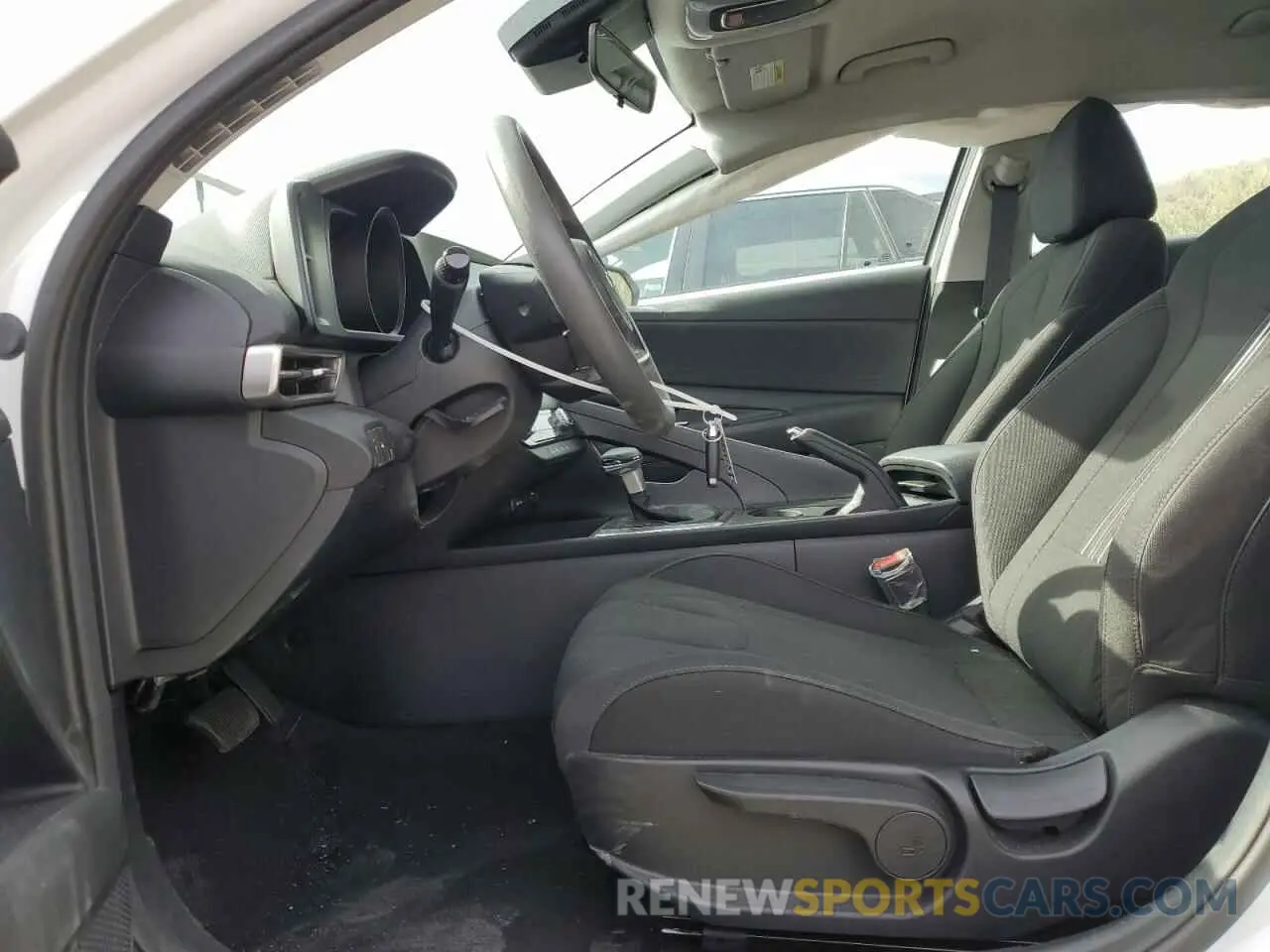 7 Photograph of a damaged car 5NPLM4AG7PH095416 HYUNDAI ELANTRA 2023