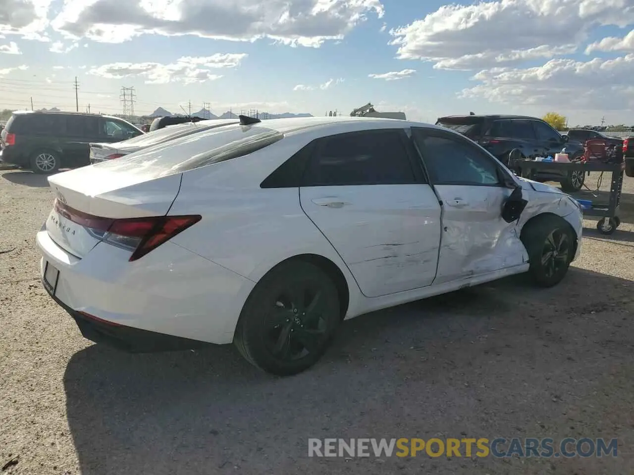 3 Photograph of a damaged car 5NPLM4AG7PH106205 HYUNDAI ELANTRA 2023