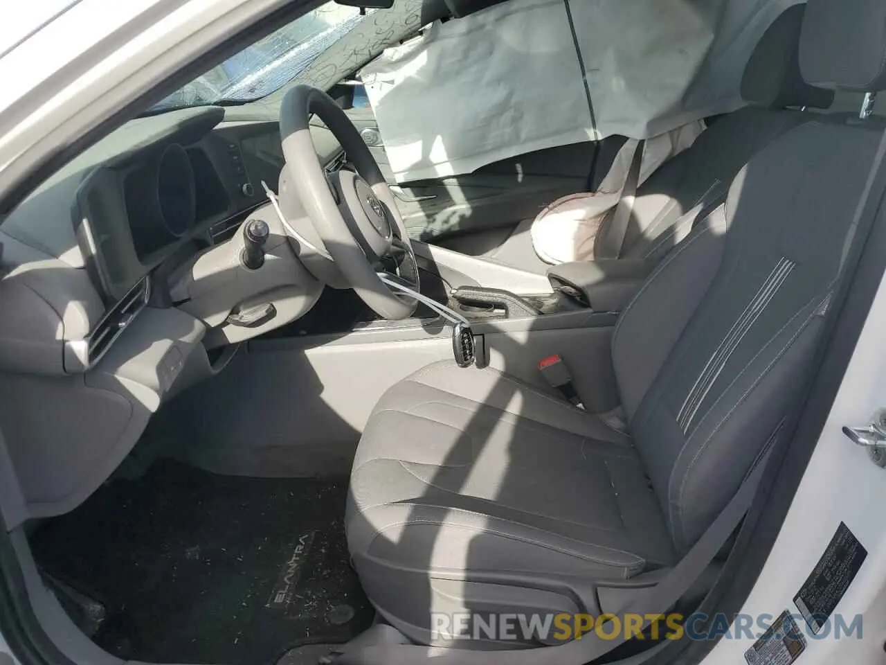 7 Photograph of a damaged car 5NPLM4AG7PH106205 HYUNDAI ELANTRA 2023