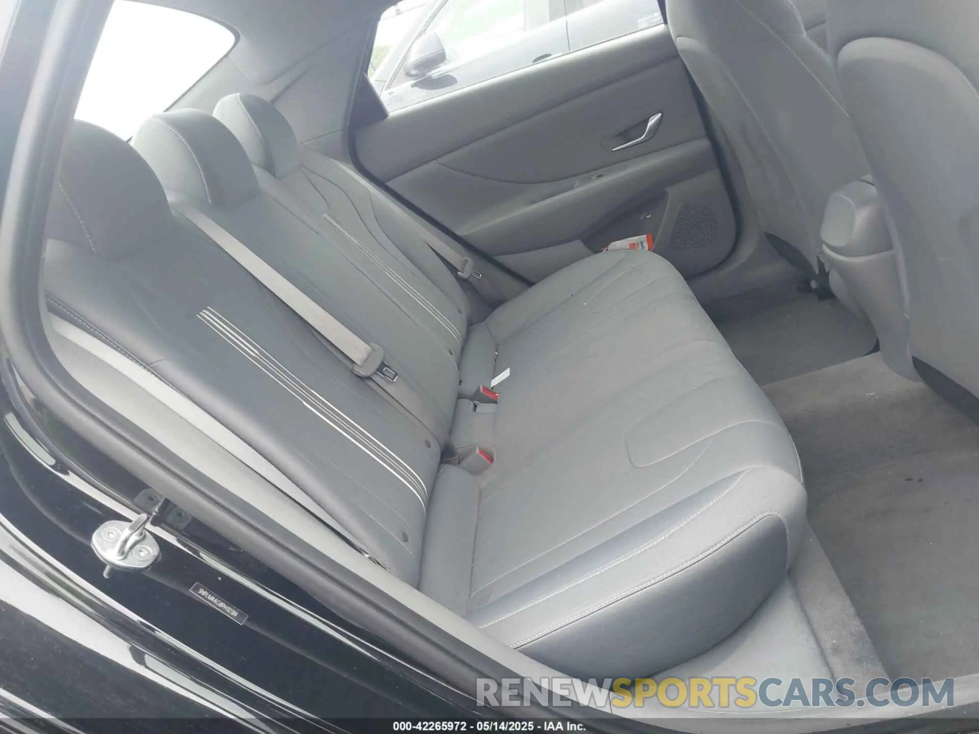 8 Photograph of a damaged car 5NPLM4AG8PH112384 HYUNDAI ELANTRA 2023