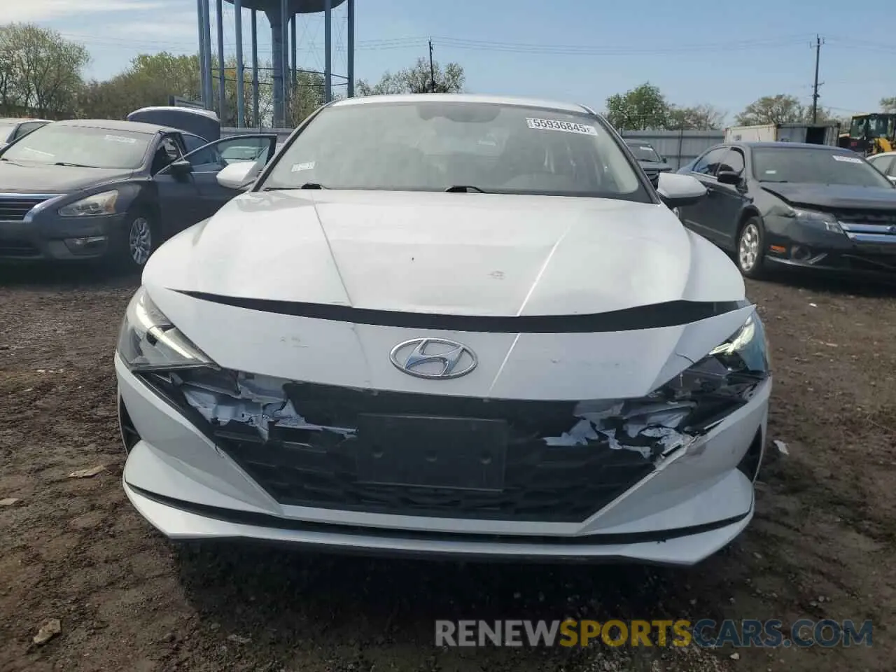 5 Photograph of a damaged car 5NPLM4AG8PH112739 HYUNDAI ELANTRA 2023