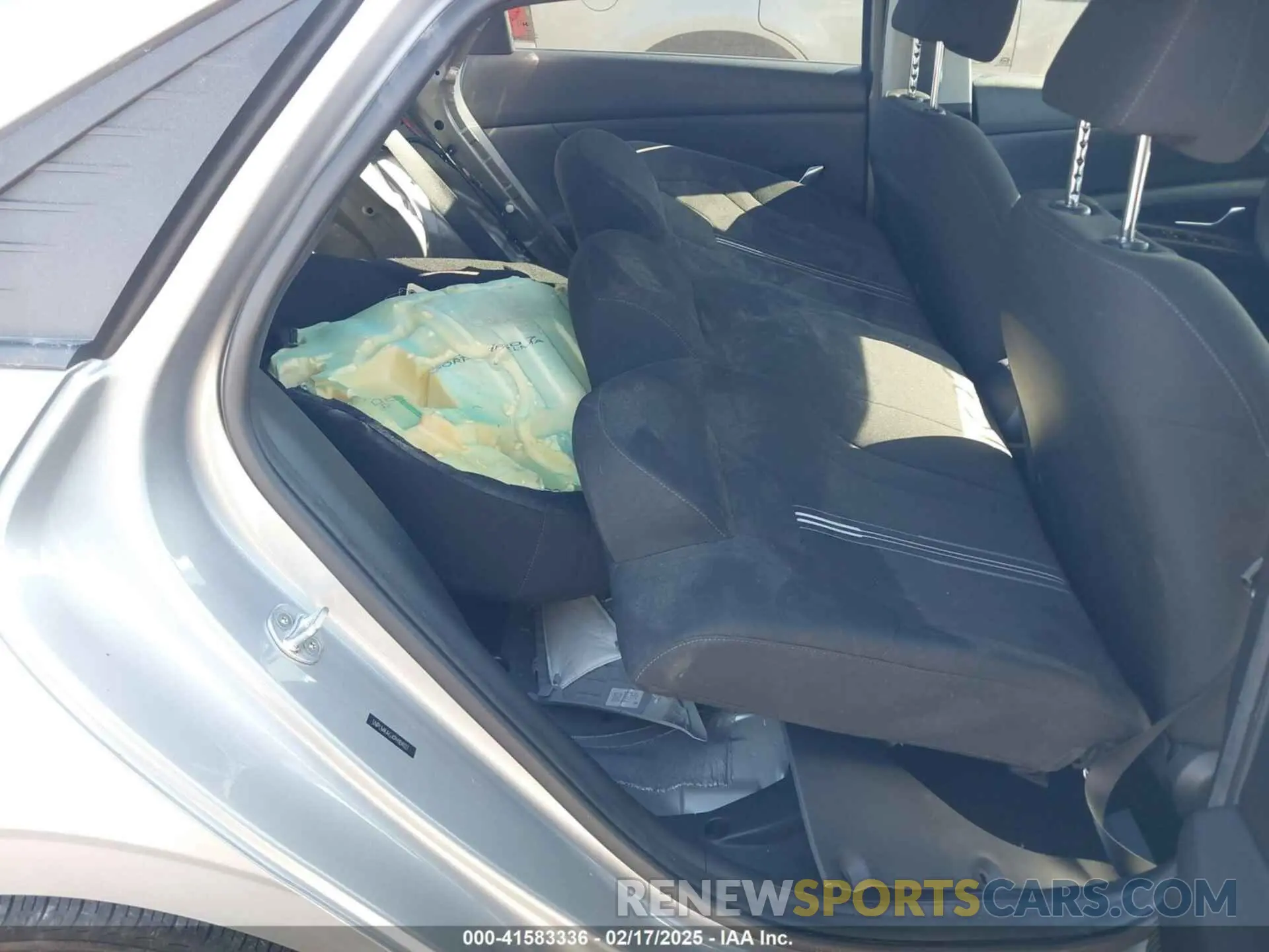 8 Photograph of a damaged car 5NPLM4AGXPH104027 HYUNDAI ELANTRA 2023