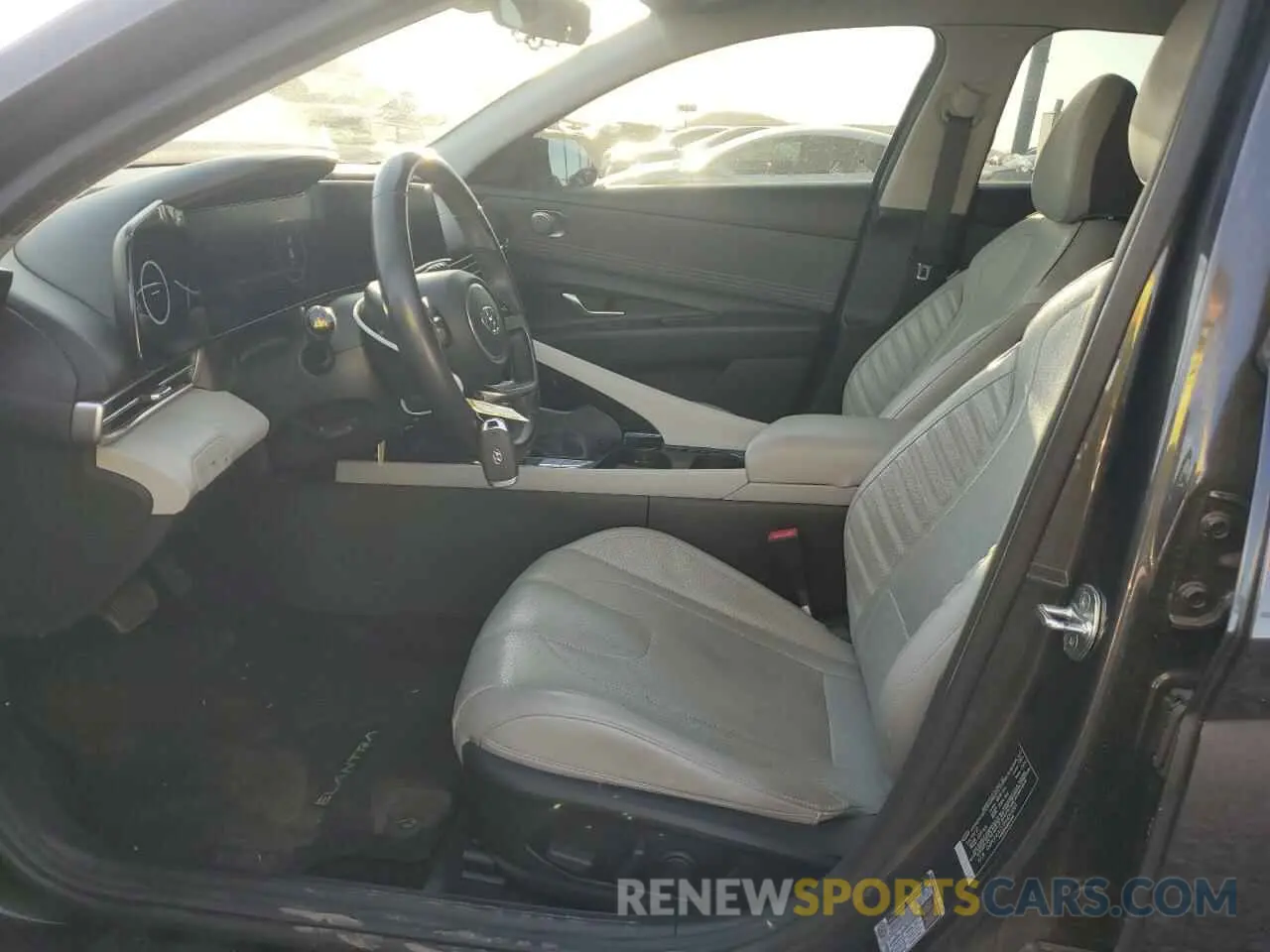 7 Photograph of a damaged car 5NPLP4AG3PH091001 HYUNDAI ELANTRA 2023