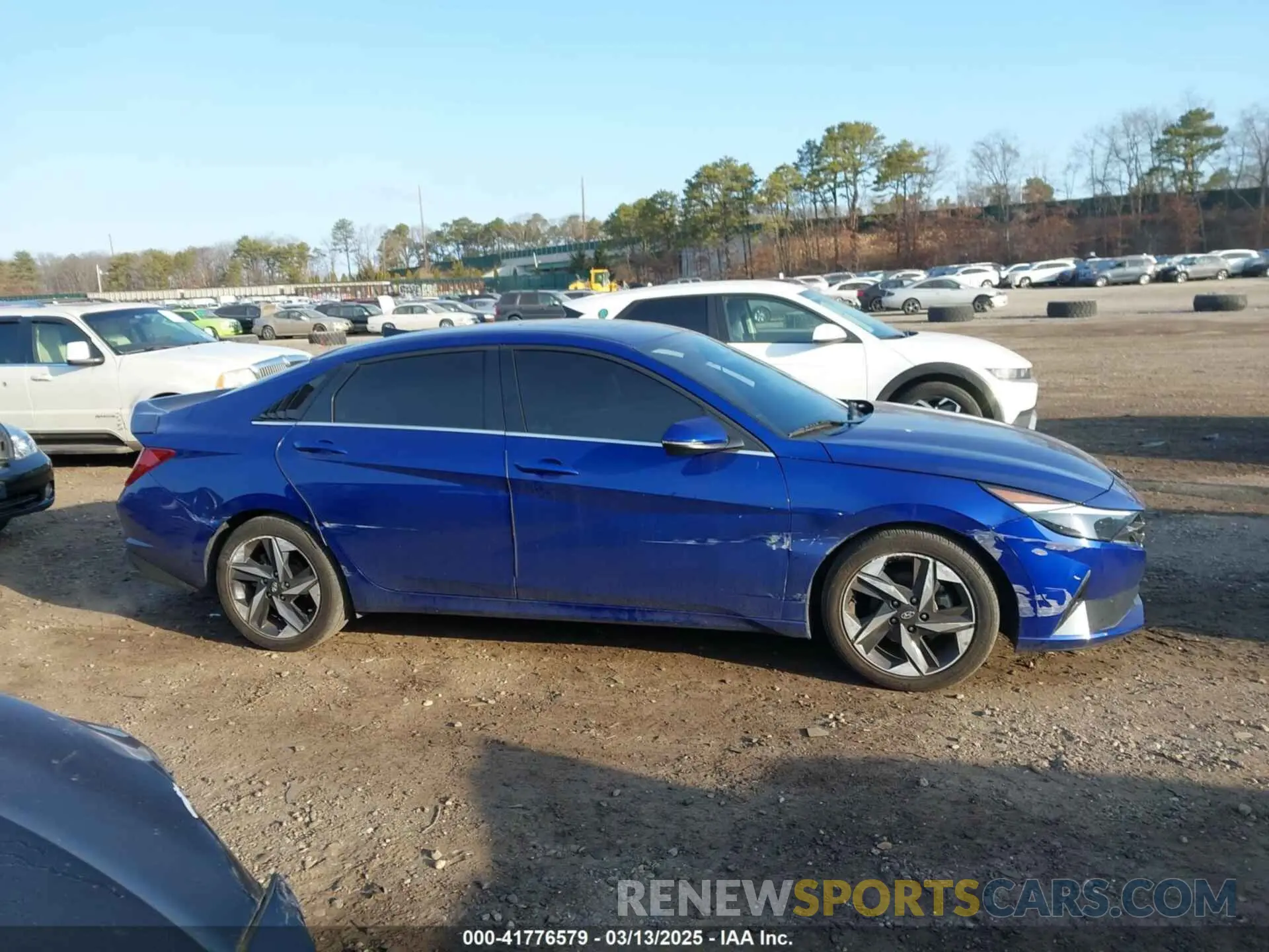 13 Photograph of a damaged car 5NPLP4AG6PH117798 HYUNDAI ELANTRA 2023