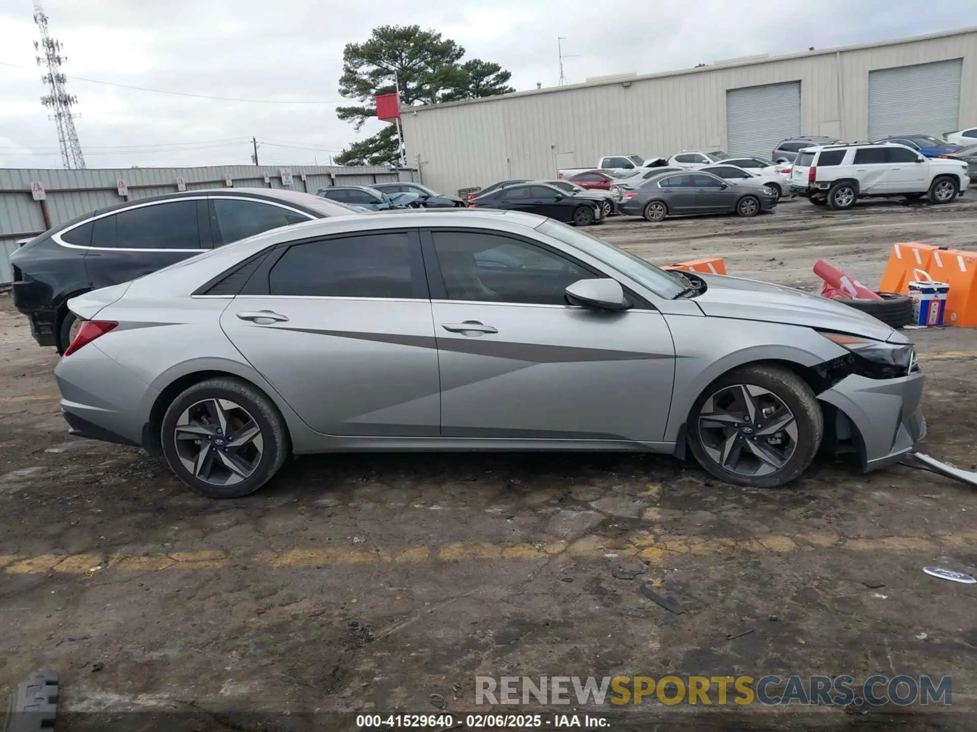 13 Фотография поврежденного автомобиля 5NPLP4AG8PH114305 HYUNDAI ELANTRA 2023