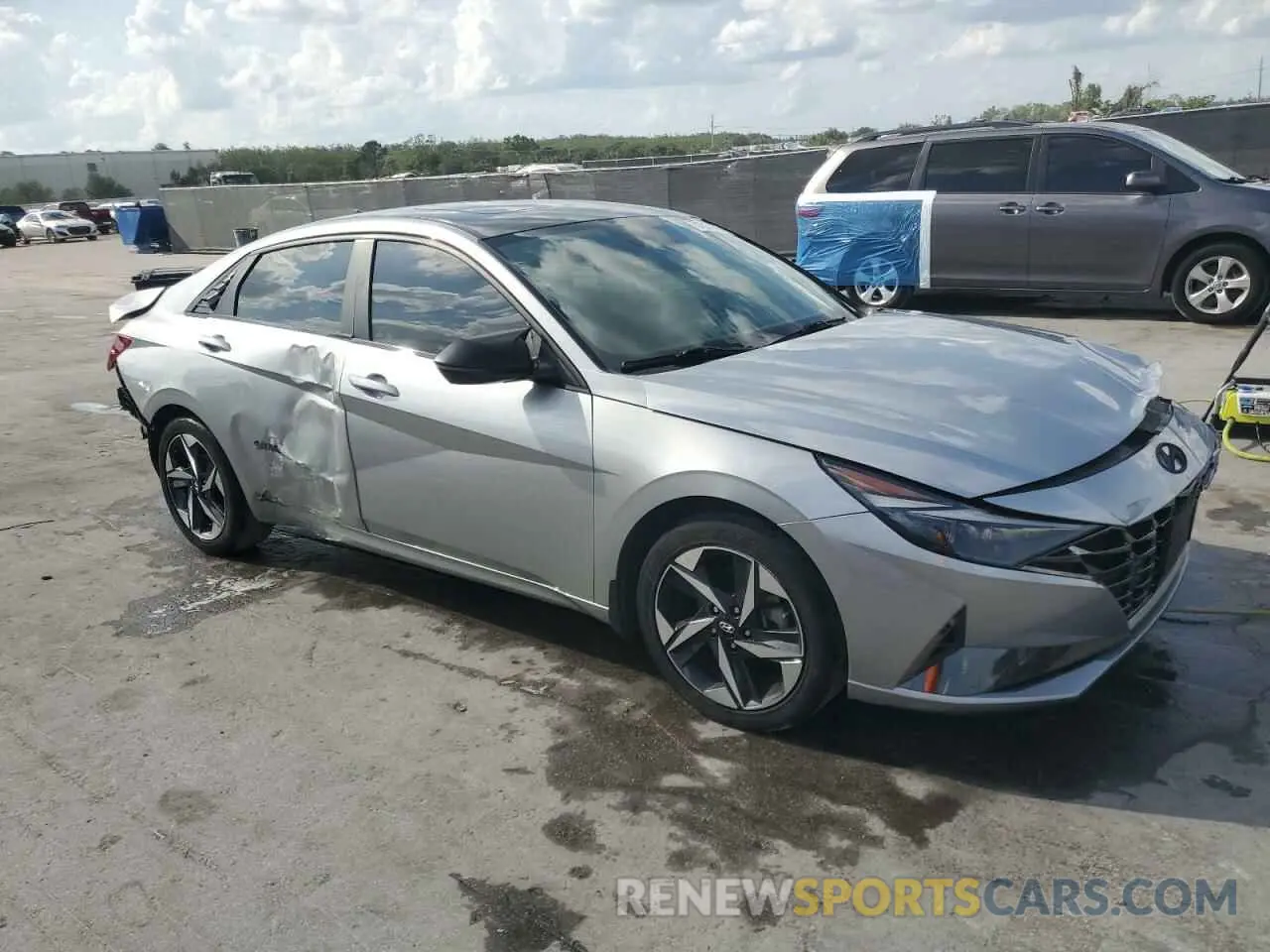 4 Фотография поврежденного автомобиля 5NPLP4AGXPH089813 HYUNDAI ELANTRA 2023