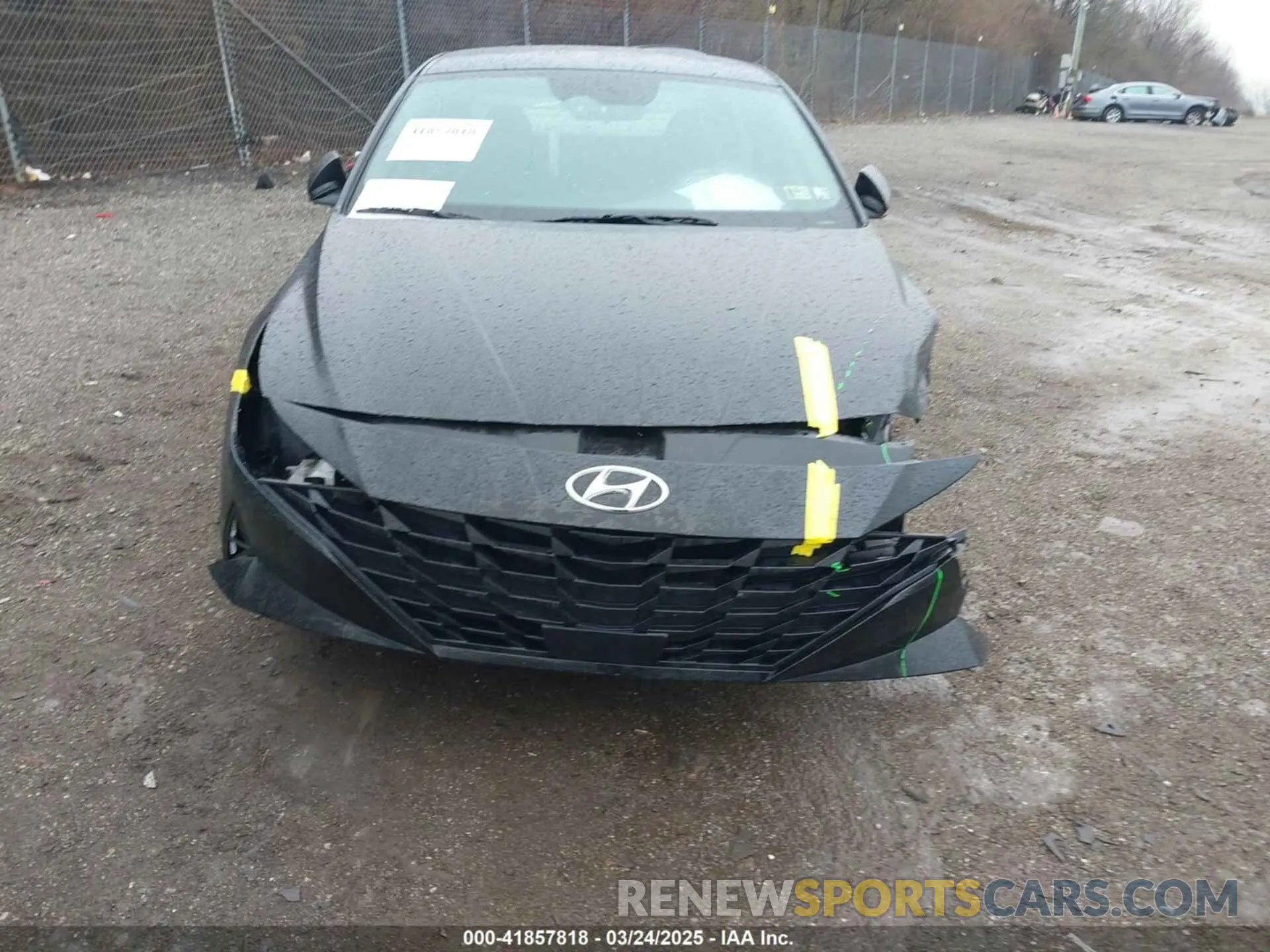 13 Photograph of a damaged car 5NPLS4AG0PH106097 HYUNDAI ELANTRA 2023