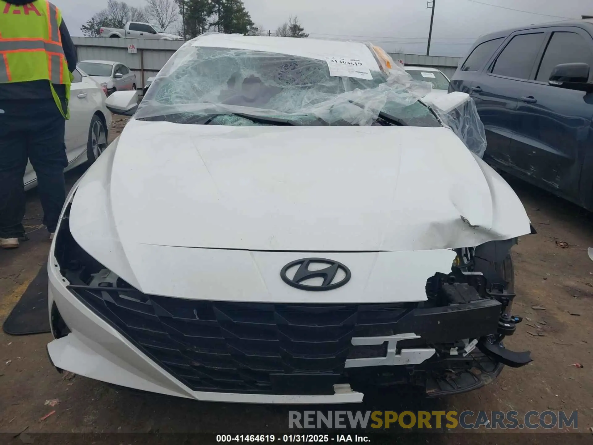 12 Photograph of a damaged car 5NPLS4AG1PH086524 HYUNDAI ELANTRA 2023