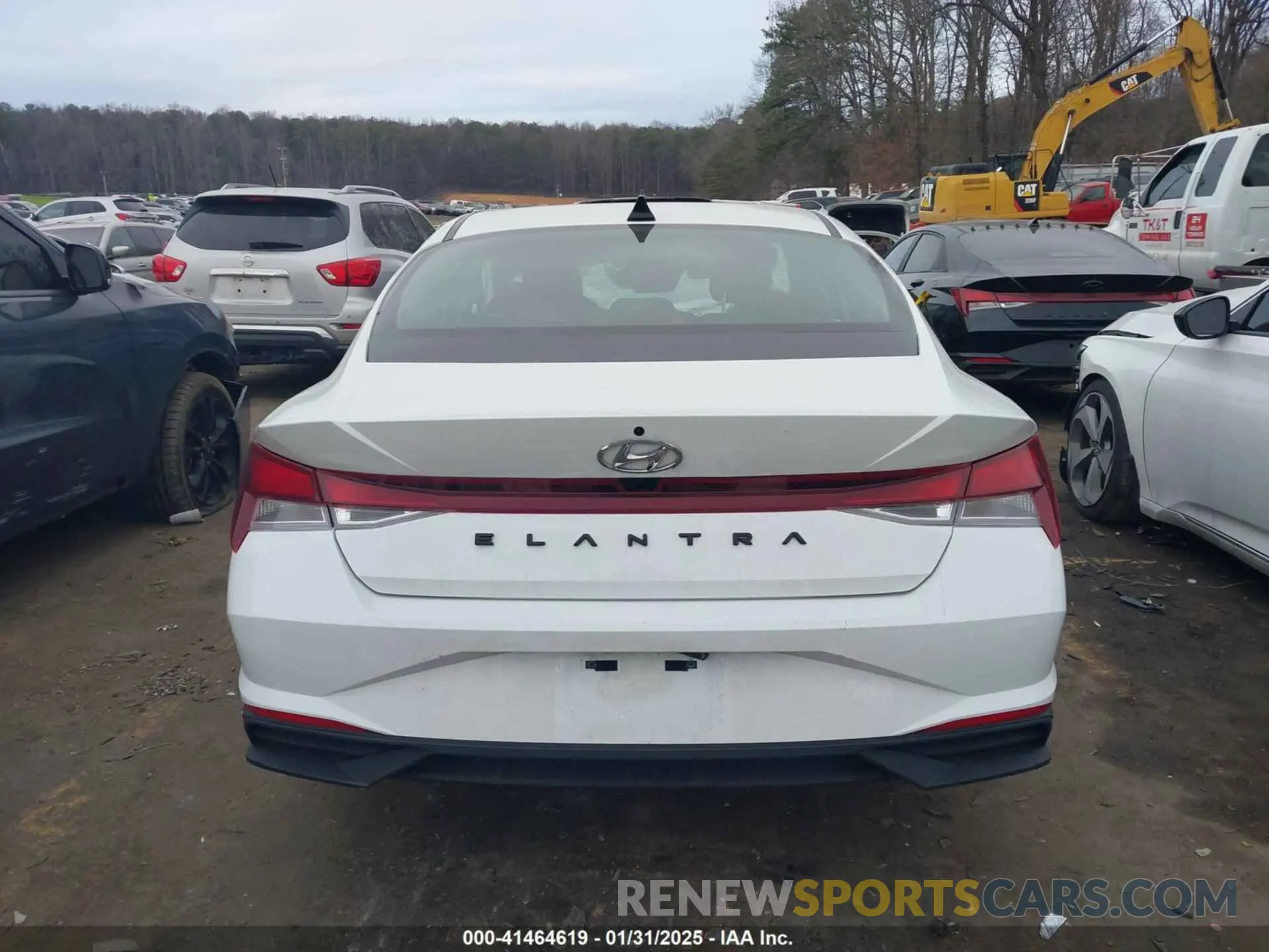 16 Photograph of a damaged car 5NPLS4AG1PH086524 HYUNDAI ELANTRA 2023