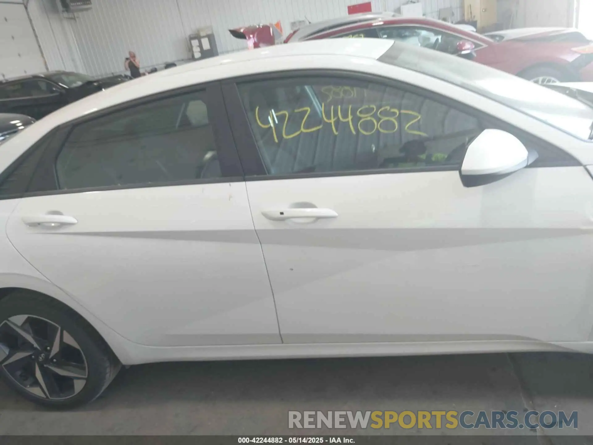 13 Фотография поврежденного автомобиля 5NPLS4AG1PH097684 HYUNDAI ELANTRA 2023