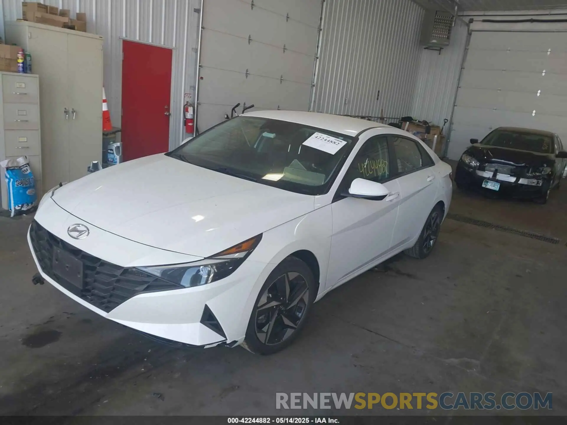 2 Фотография поврежденного автомобиля 5NPLS4AG1PH097684 HYUNDAI ELANTRA 2023