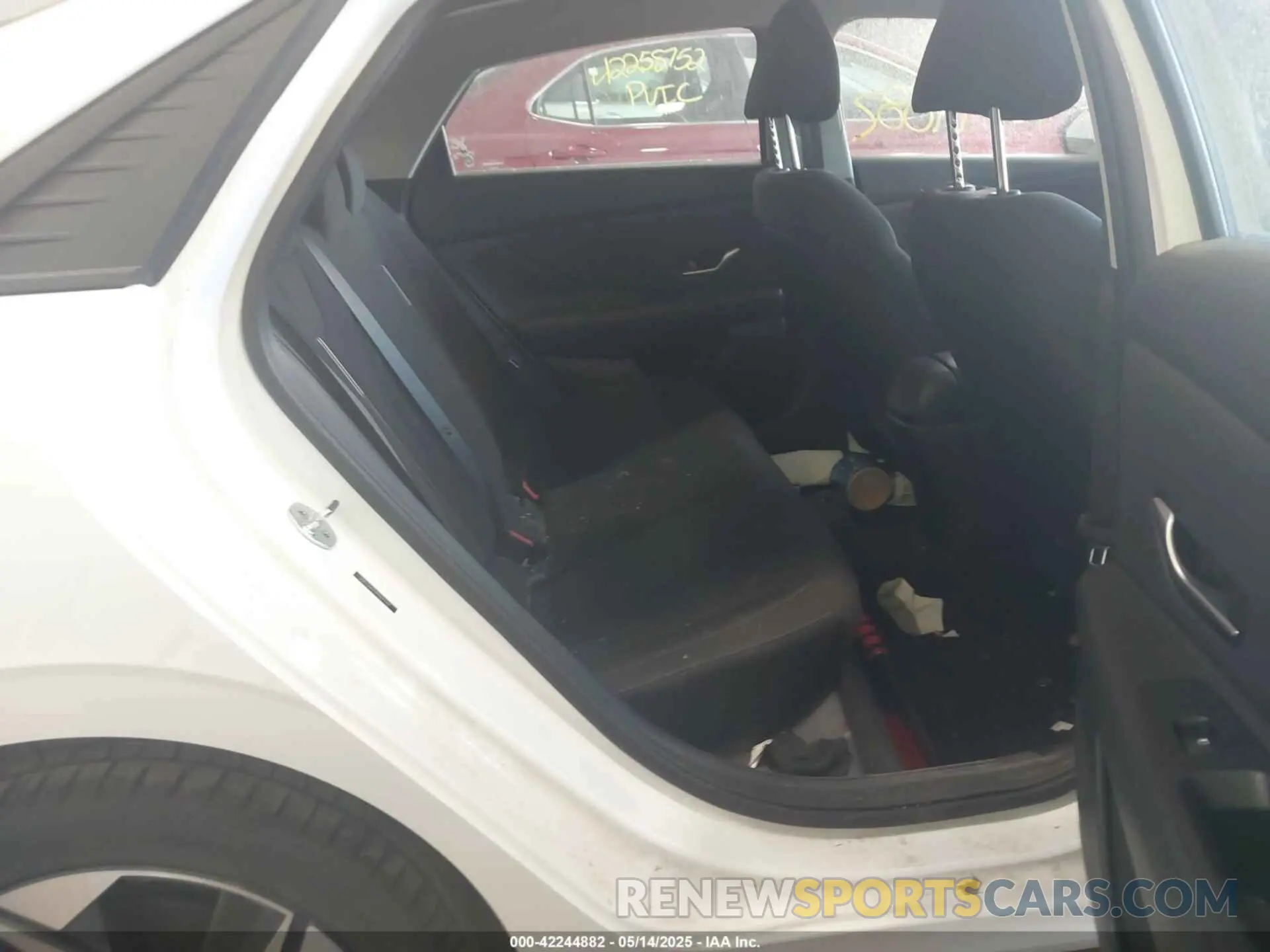 8 Фотография поврежденного автомобиля 5NPLS4AG1PH097684 HYUNDAI ELANTRA 2023