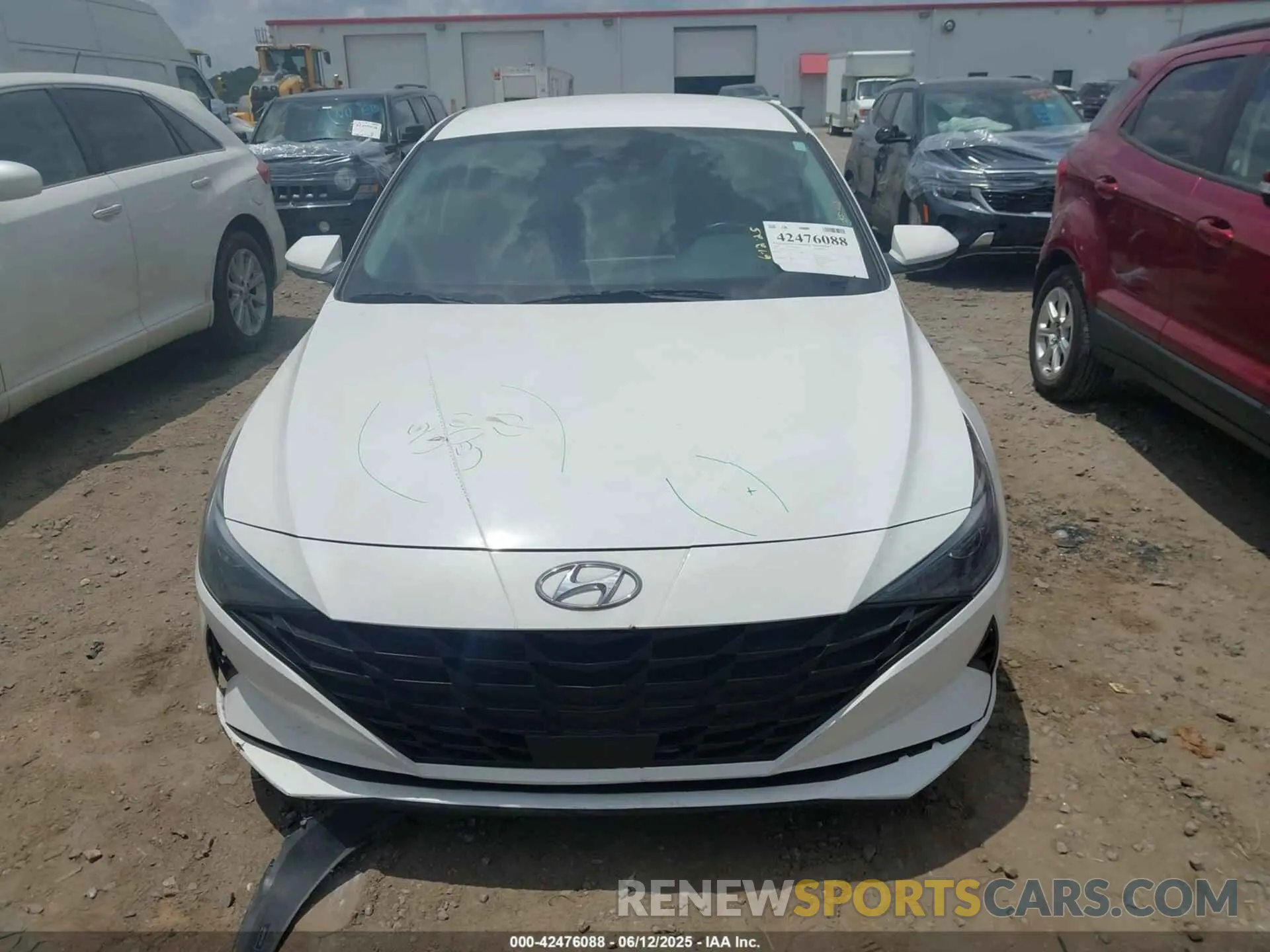 13 Photograph of a damaged car 5NPLS4AG1PH113172 HYUNDAI ELANTRA 2023