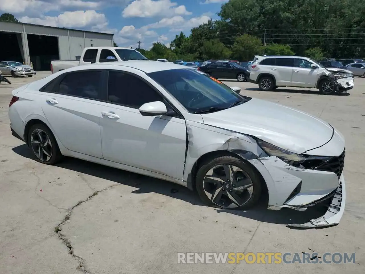 4 Фотография поврежденного автомобиля 5NPLS4AG2PH097750 HYUNDAI ELANTRA 2023