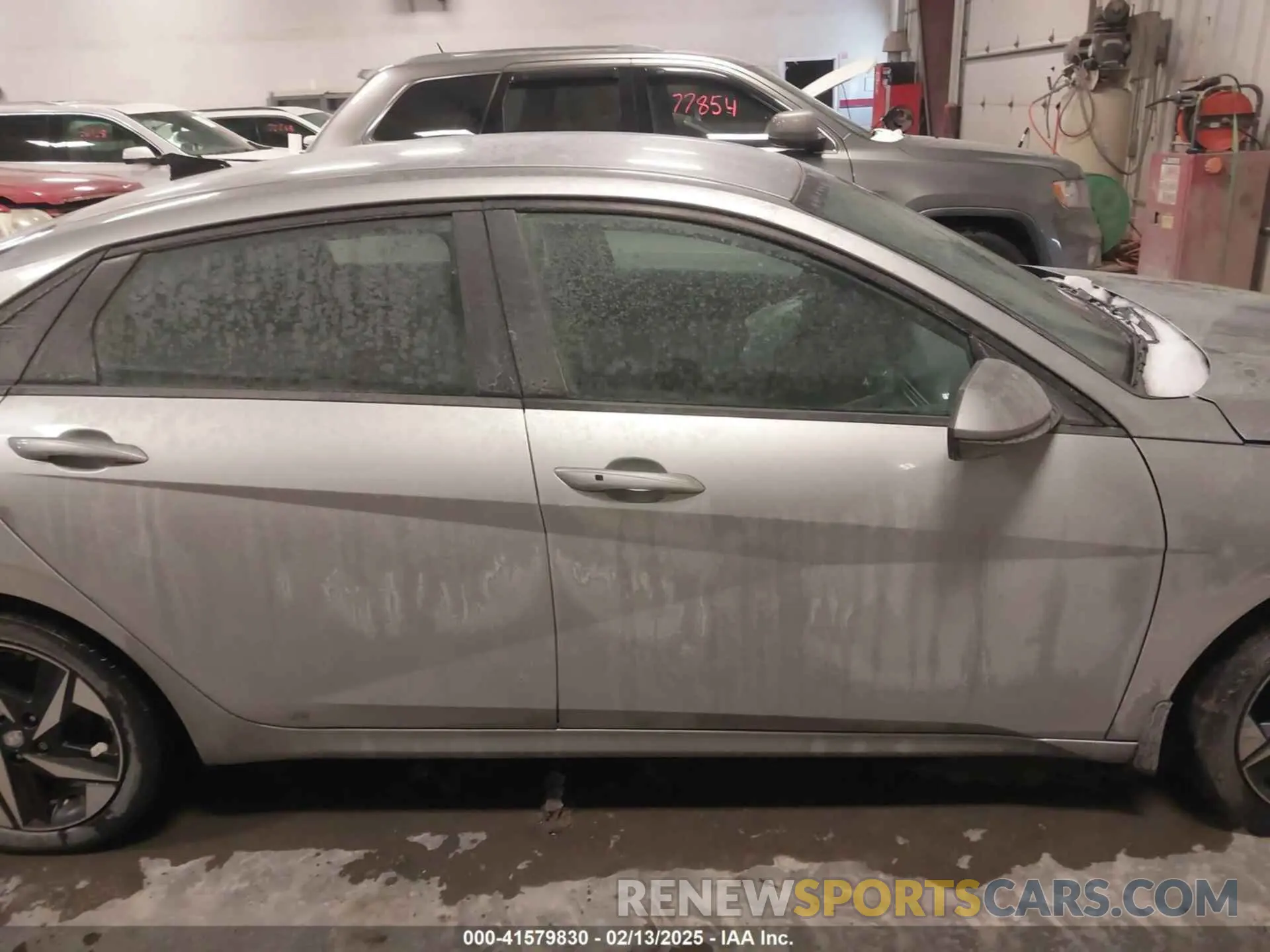 13 Photograph of a damaged car 5NPLS4AG3PH096567 HYUNDAI ELANTRA 2023
