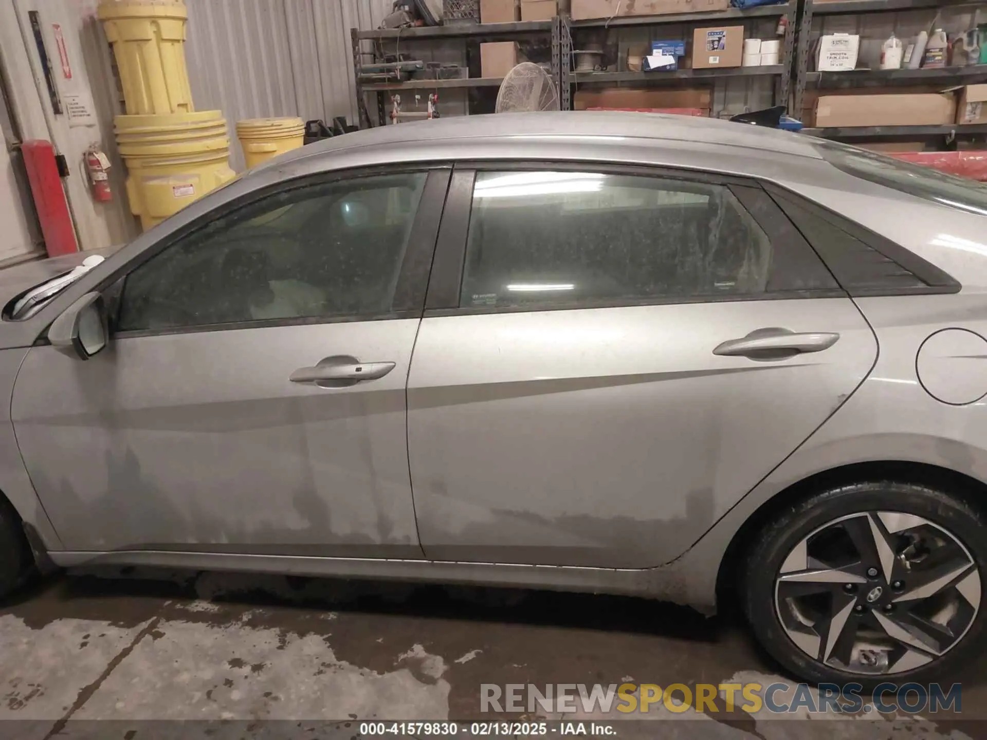 14 Photograph of a damaged car 5NPLS4AG3PH096567 HYUNDAI ELANTRA 2023