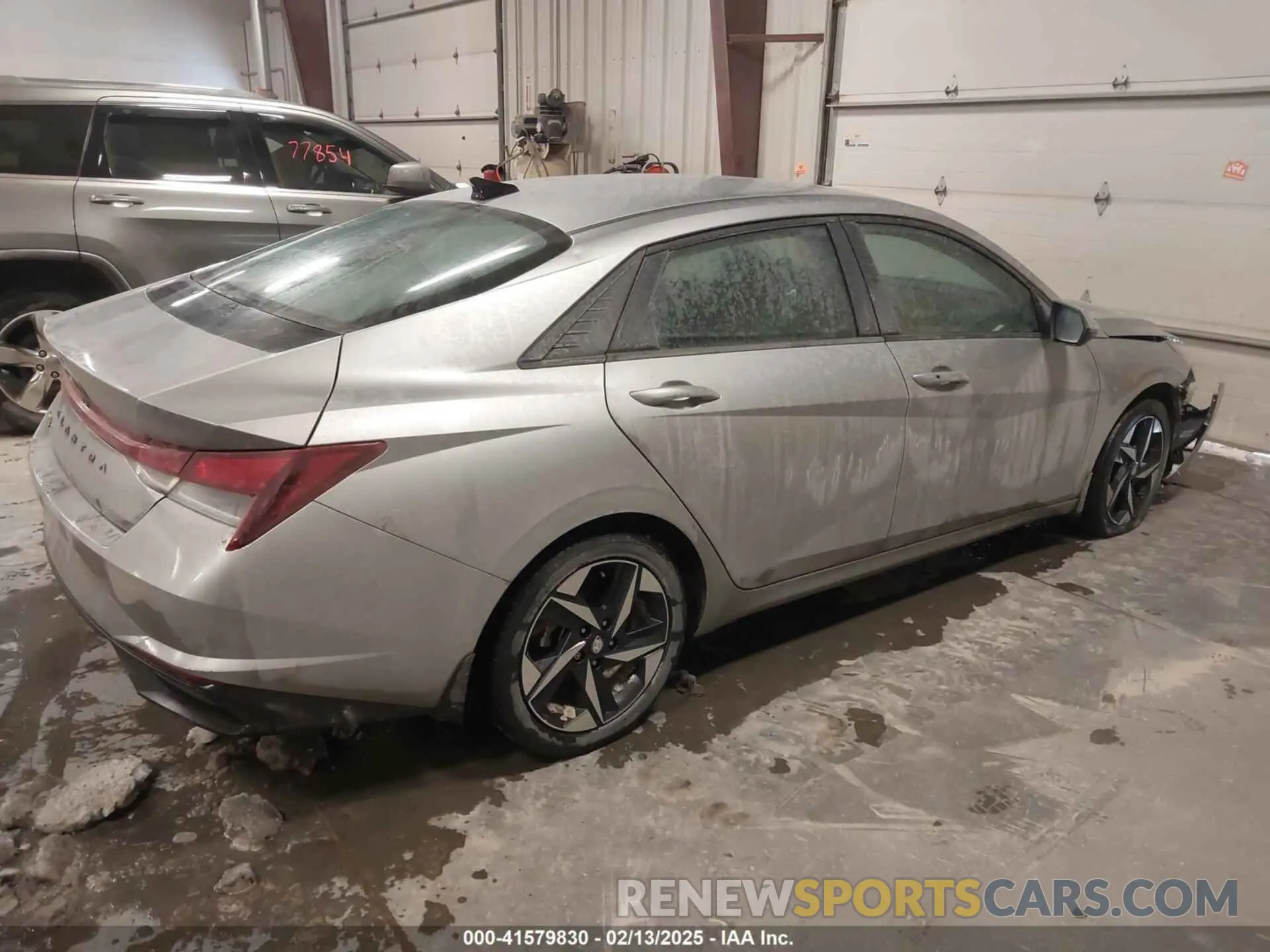 4 Photograph of a damaged car 5NPLS4AG3PH096567 HYUNDAI ELANTRA 2023