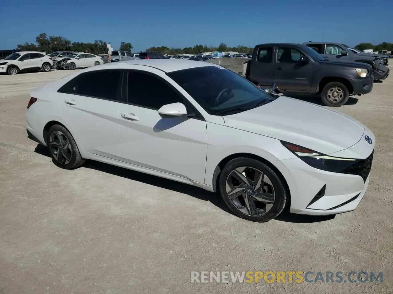 4 Фотография поврежденного автомобиля 5NPLS4AG3PH097783 HYUNDAI ELANTRA 2023