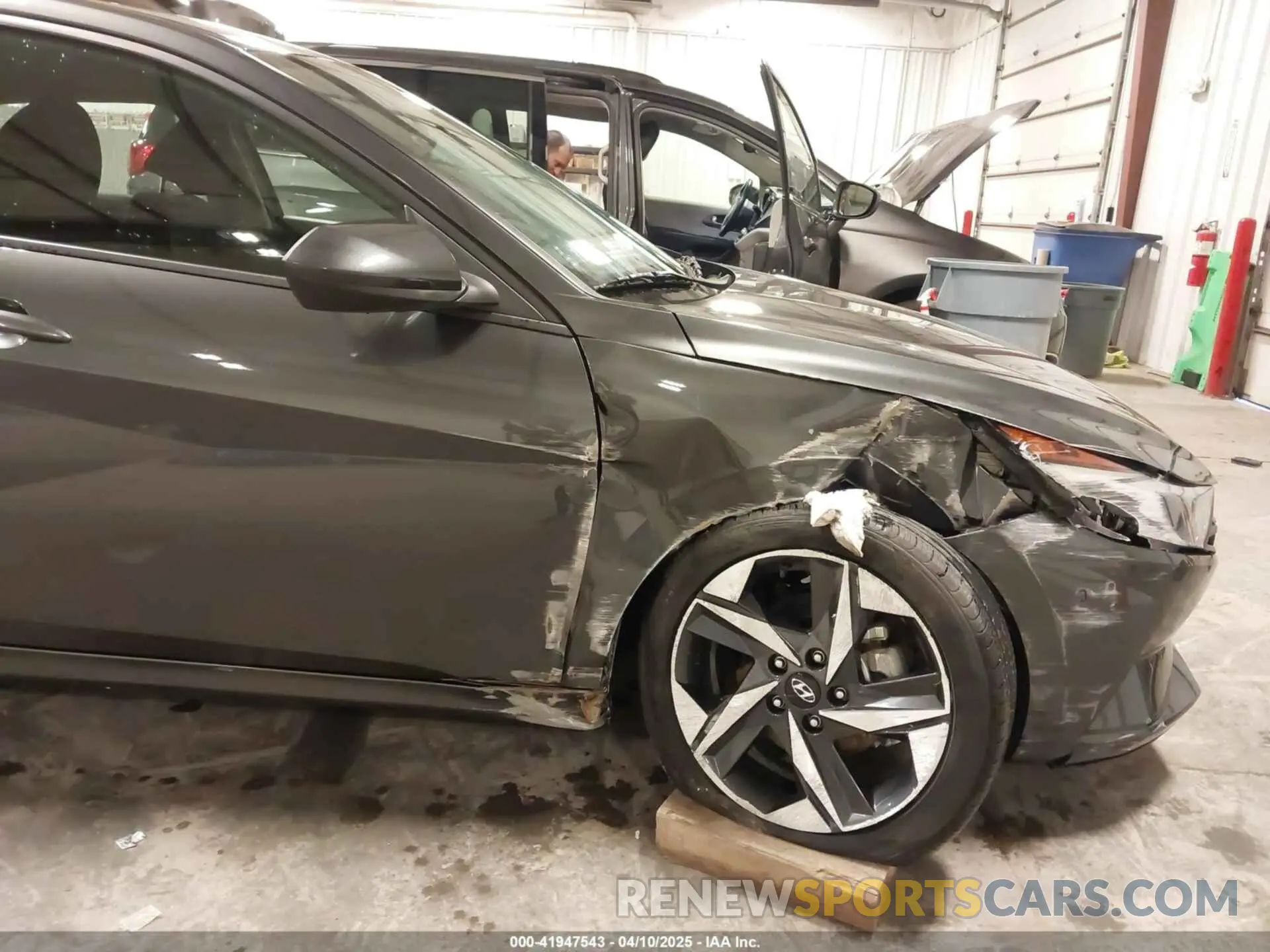 6 Photograph of a damaged car 5NPLS4AG3PH118177 HYUNDAI ELANTRA 2023
